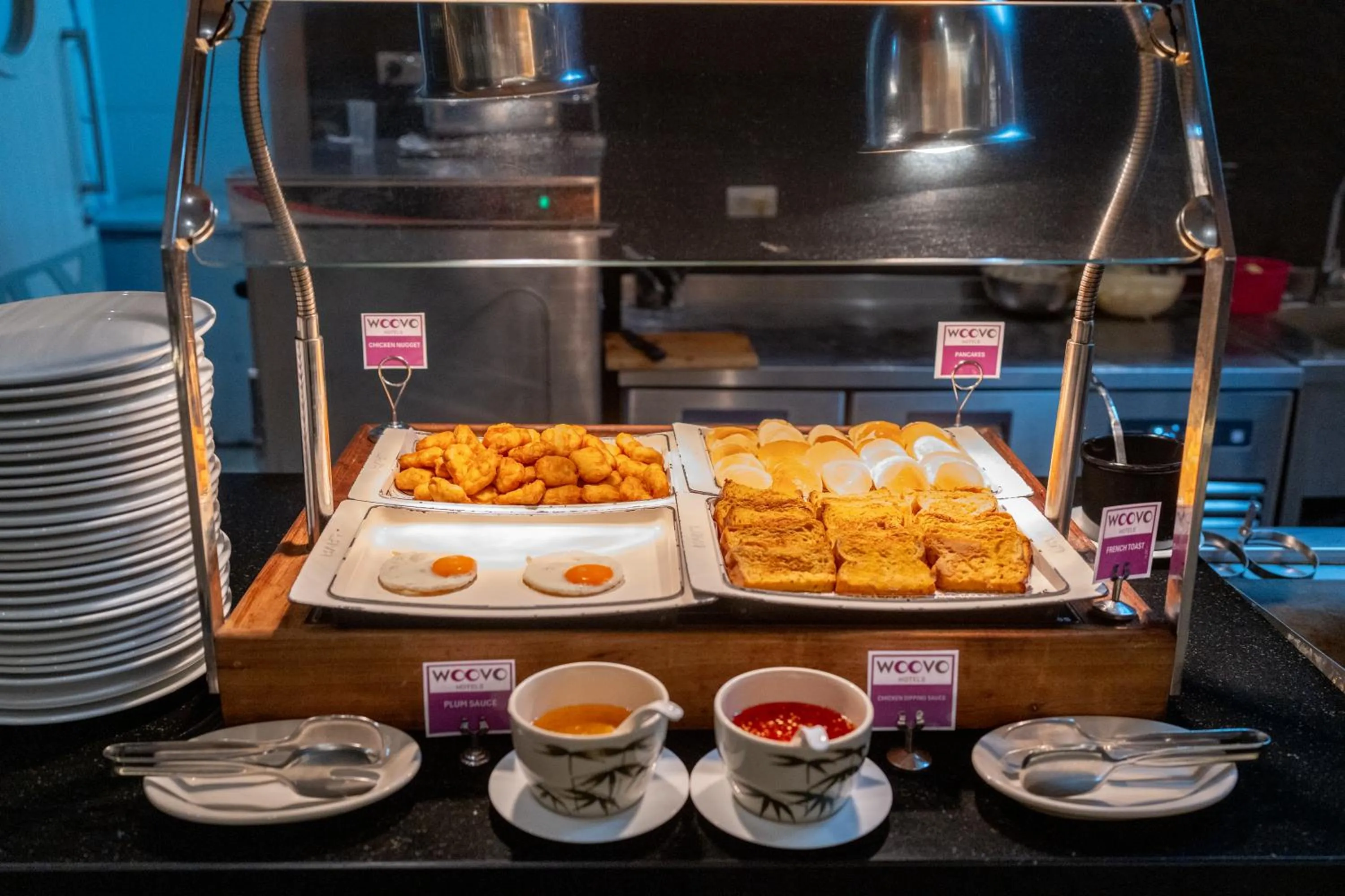 Breakfast in WOOVO Phuket Patong - by Swandor