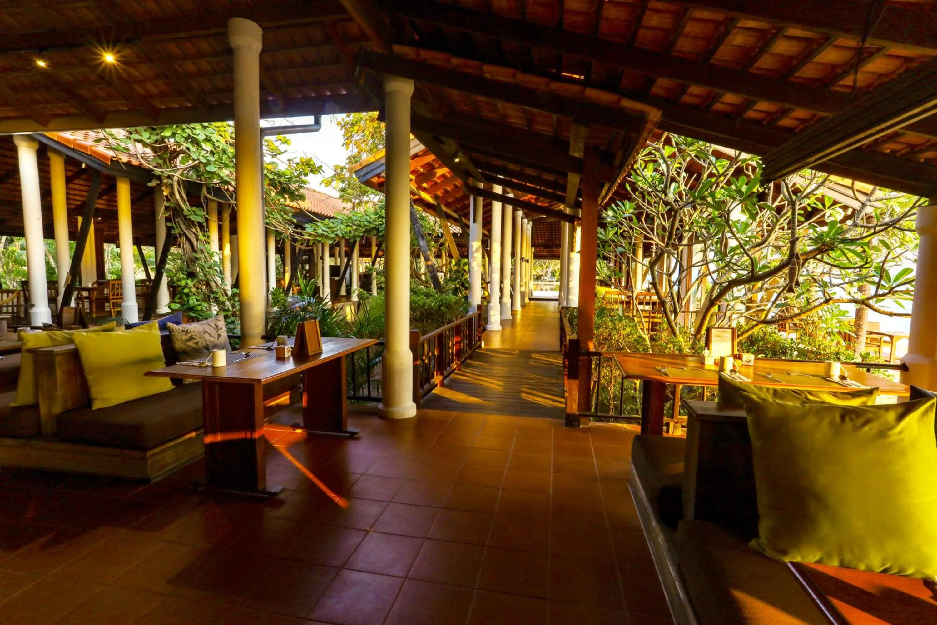 Restaurant/places to eat in Saree Samui