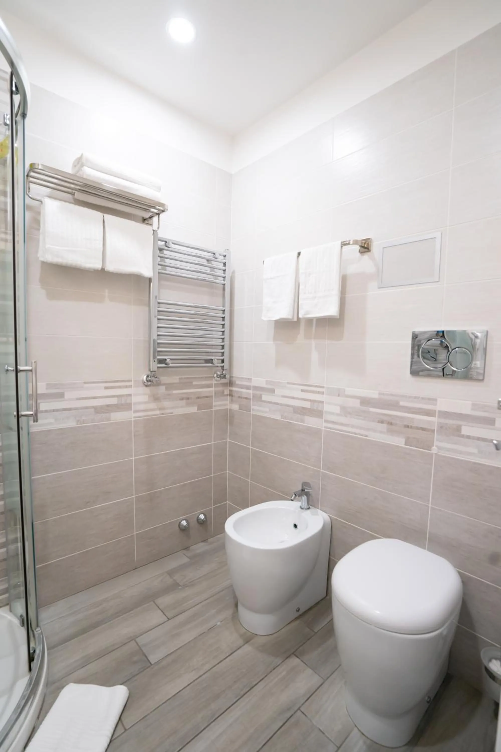 Bathroom in Archi di Roma Guest House