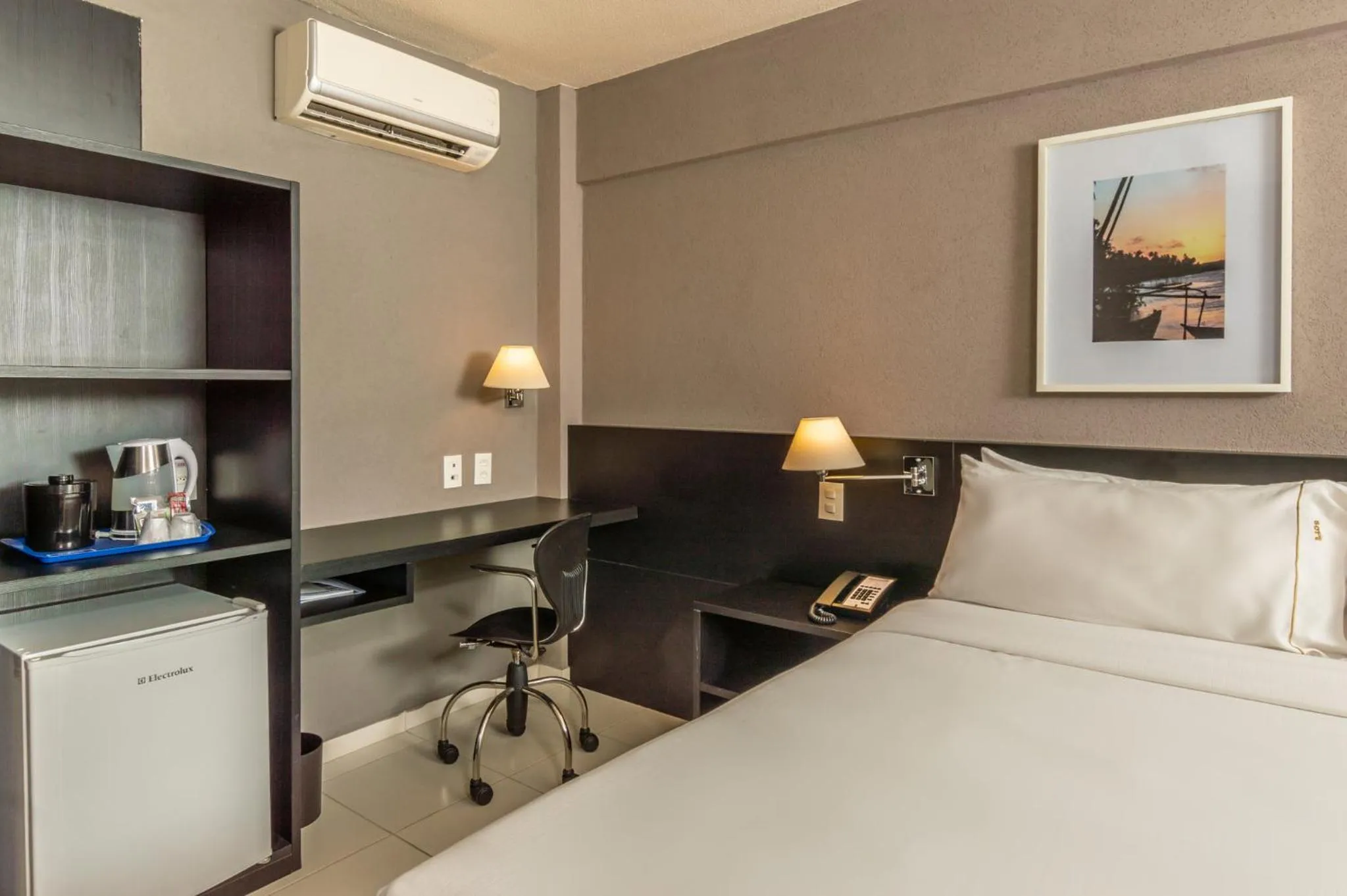 Photo of the whole room, Bed in Holiday Inn Express Maceió, an IHG Hotel