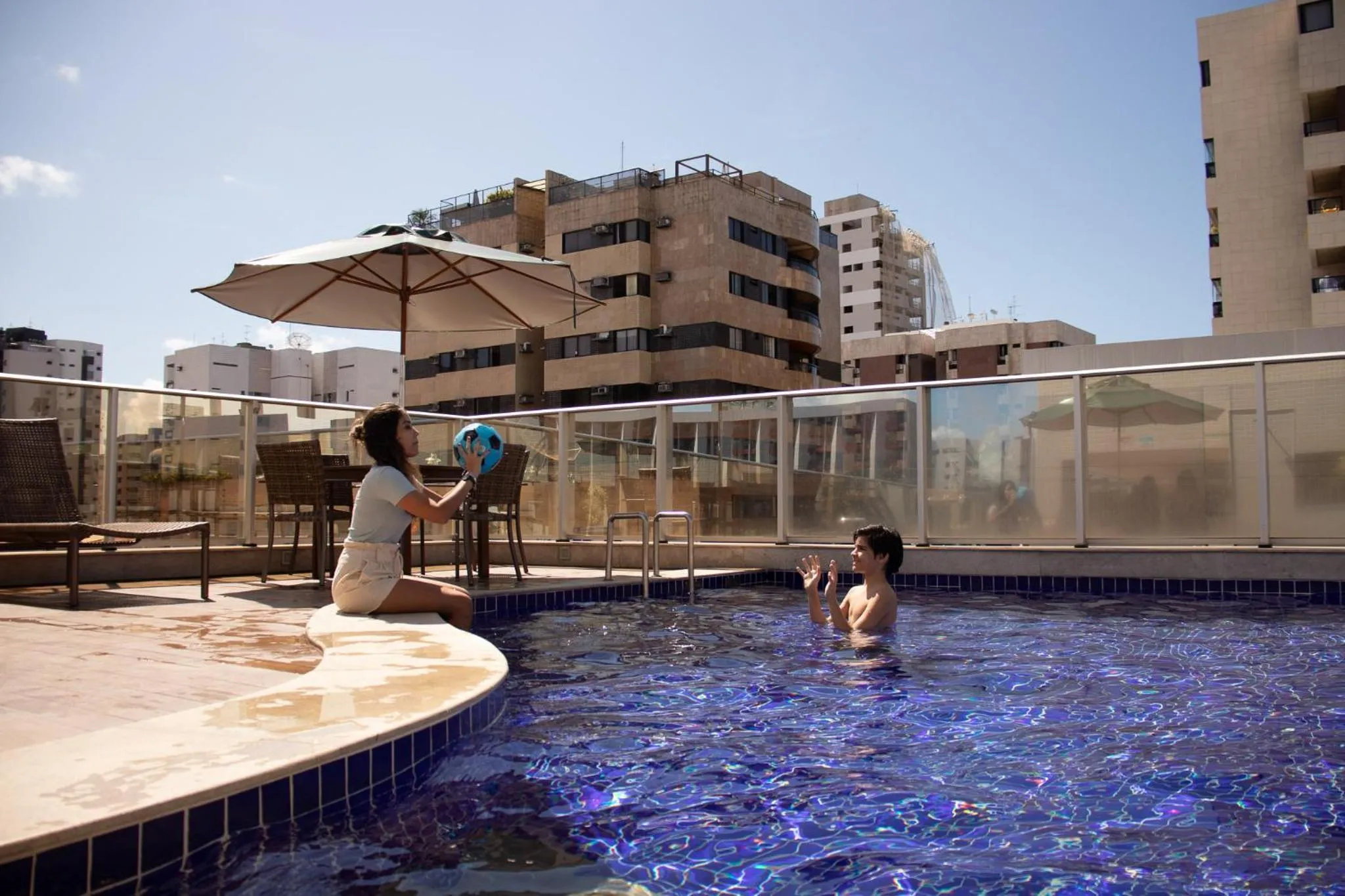 Swimming pool in Holiday Inn Express Maceió, an IHG Hotel