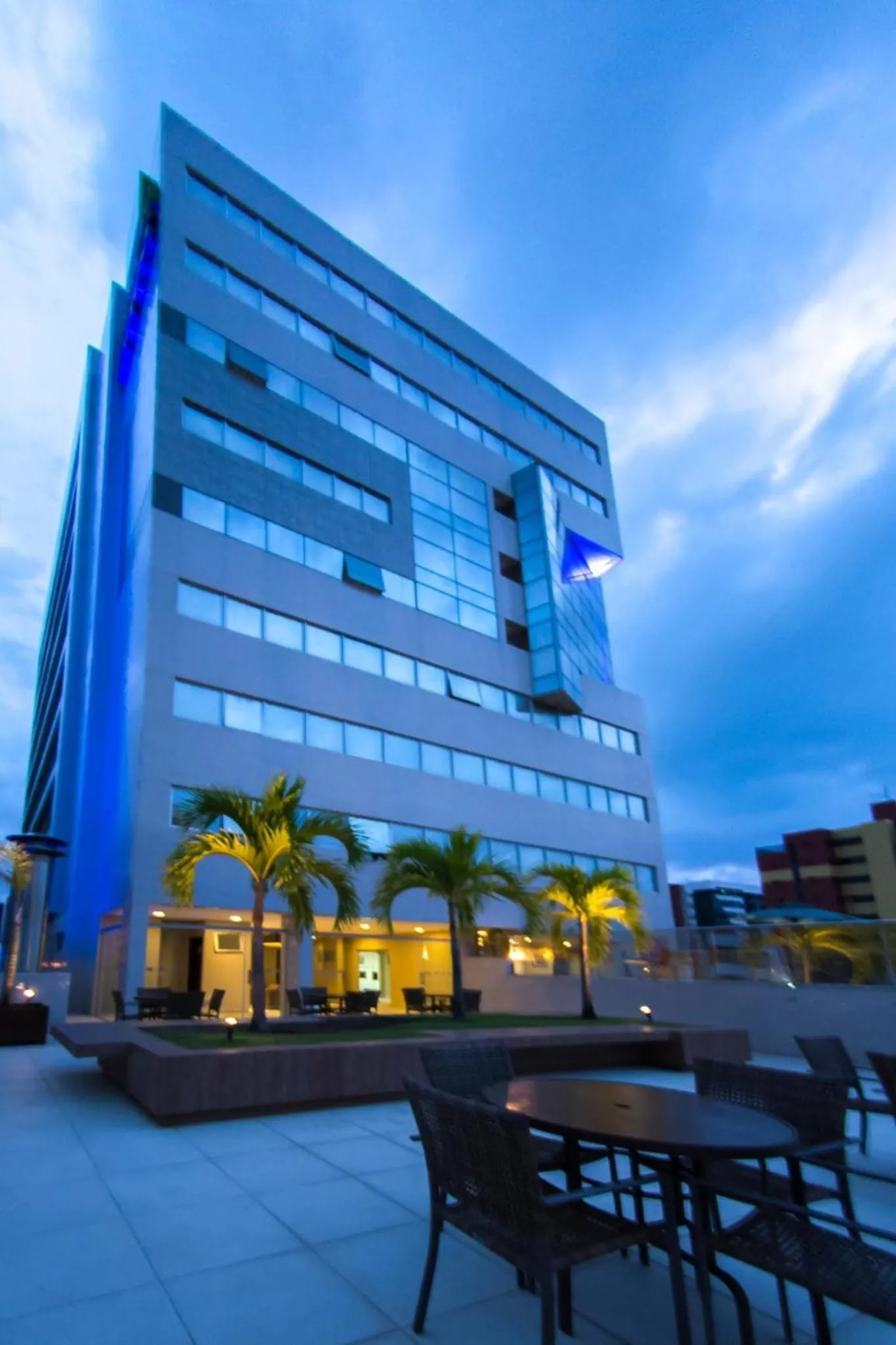 Property building in Holiday Inn Express Maceió, an IHG Hotel