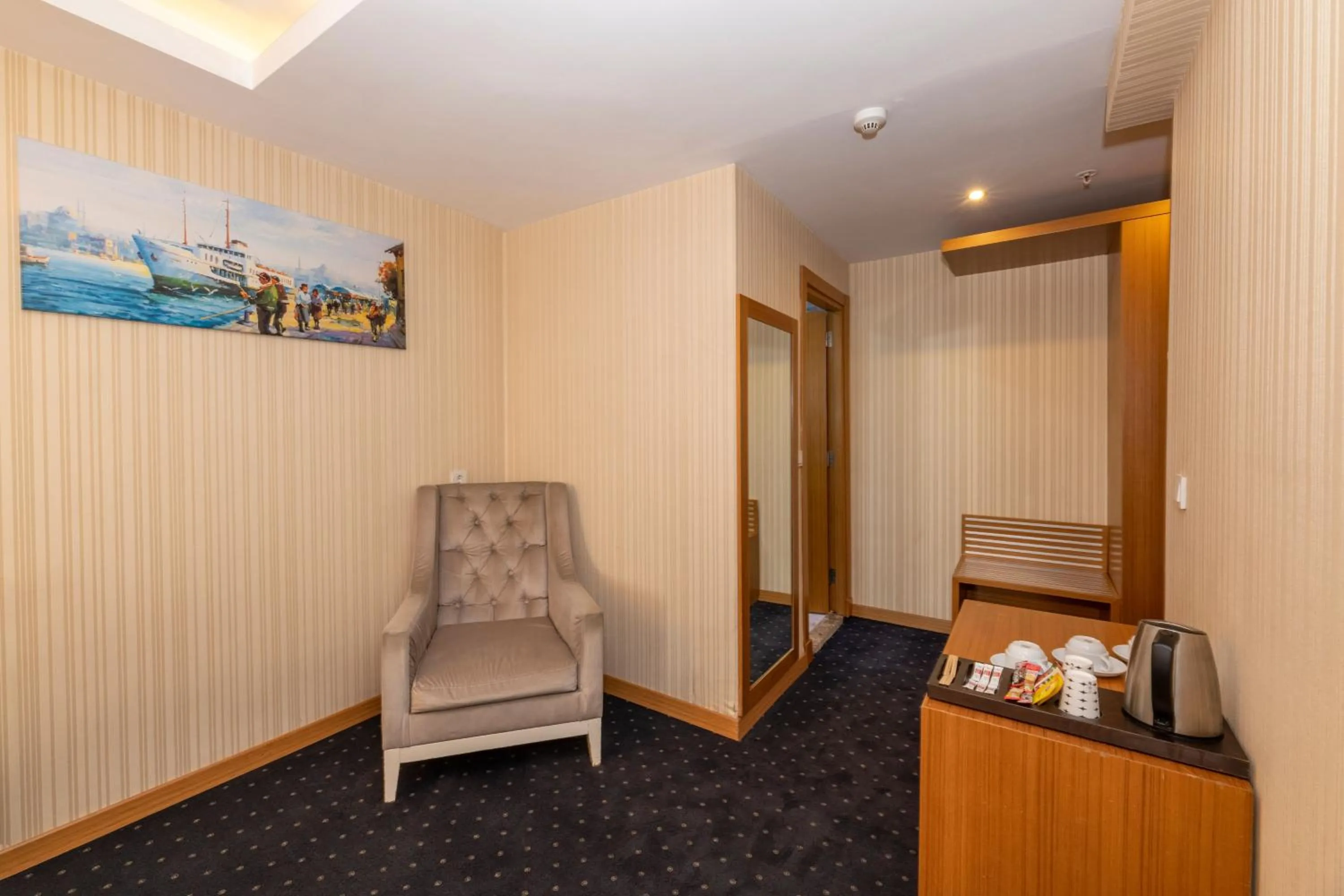 Photo of the whole room in Regno Hotel