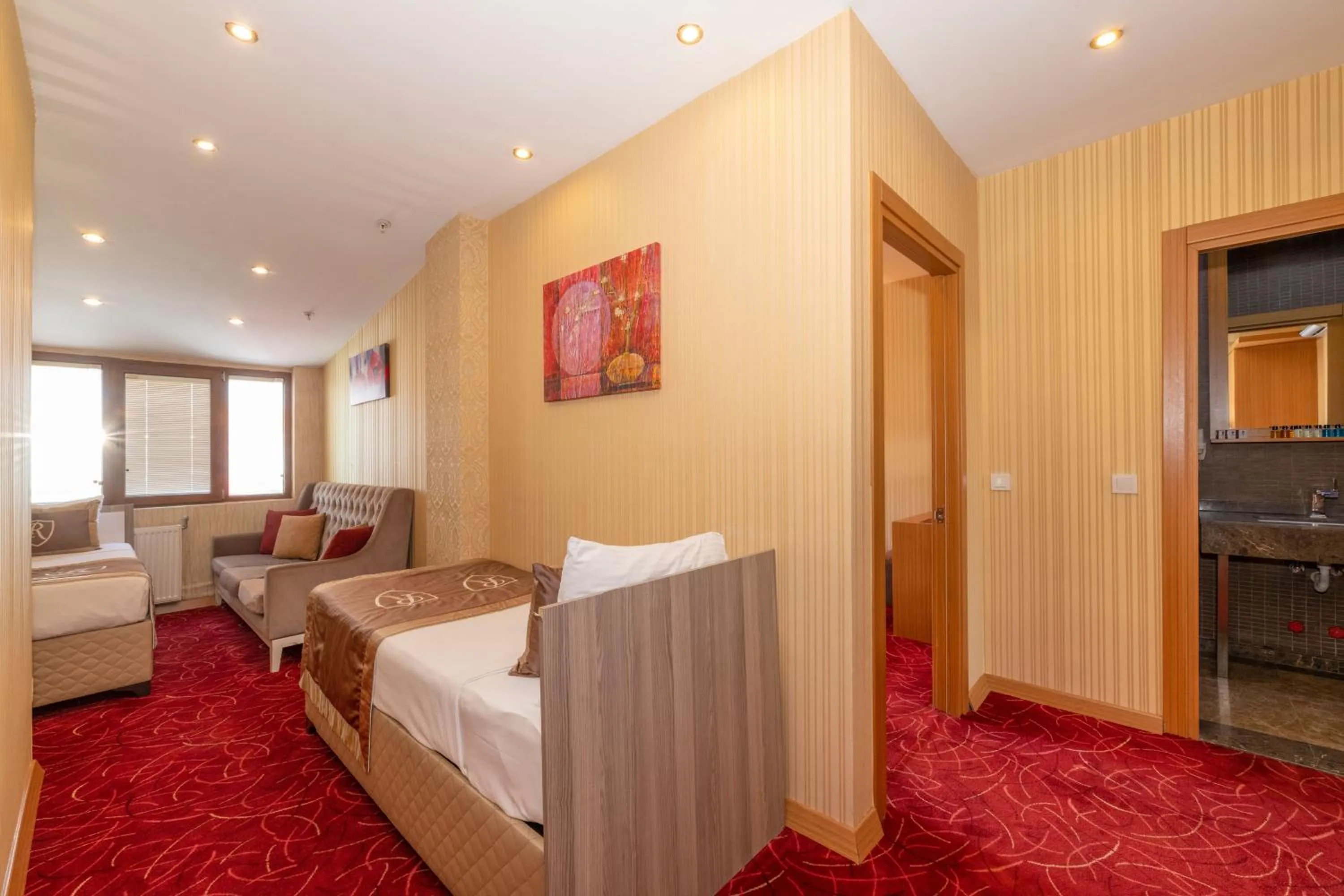 Photo of the whole room, Bed in Regno Hotel