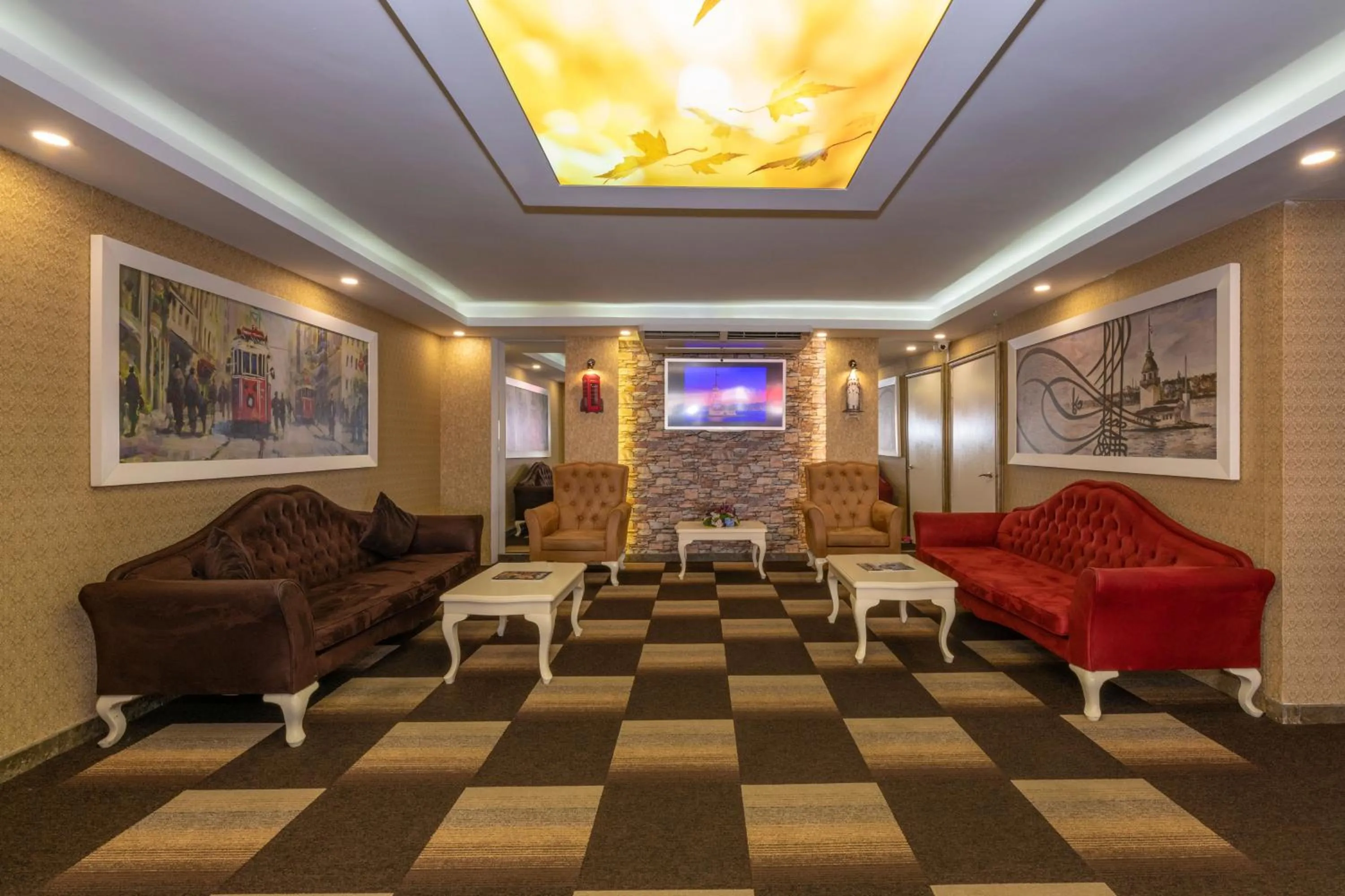 Lobby or reception in Regno Hotel