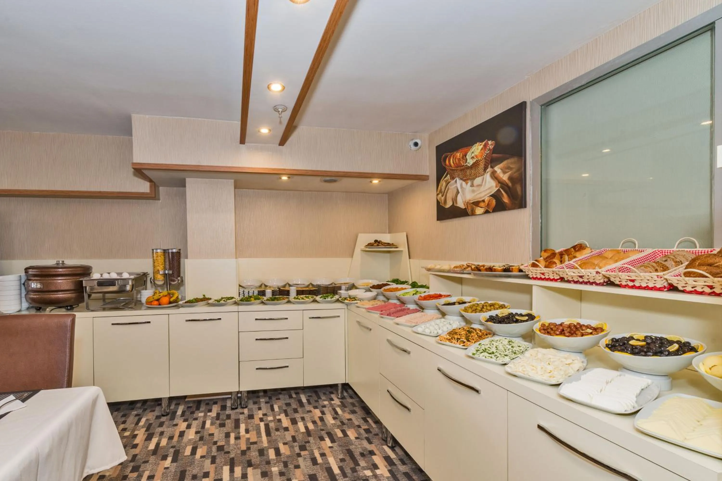 Buffet breakfast in Regno Hotel