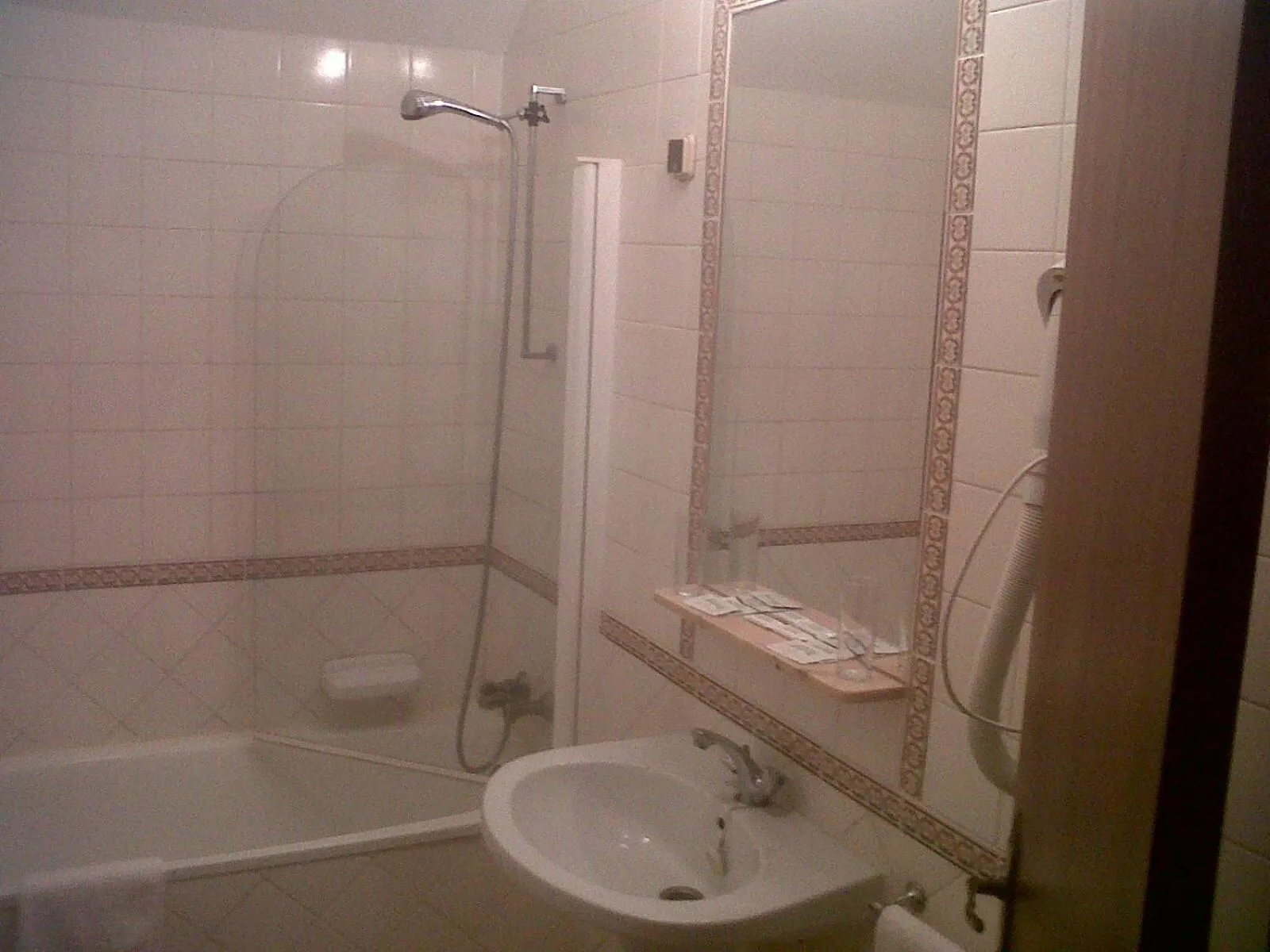 Bathroom in Hotel Jardim