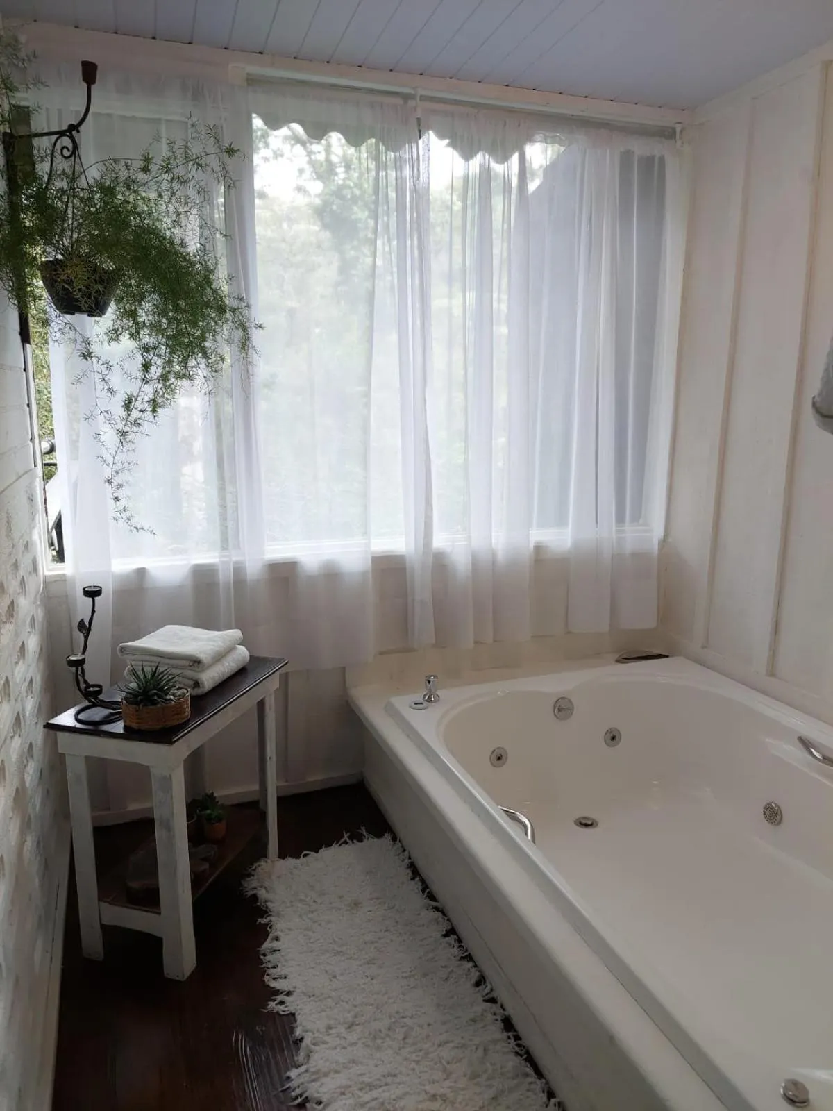 Natural landscape, Bed in Chalé Rustic House