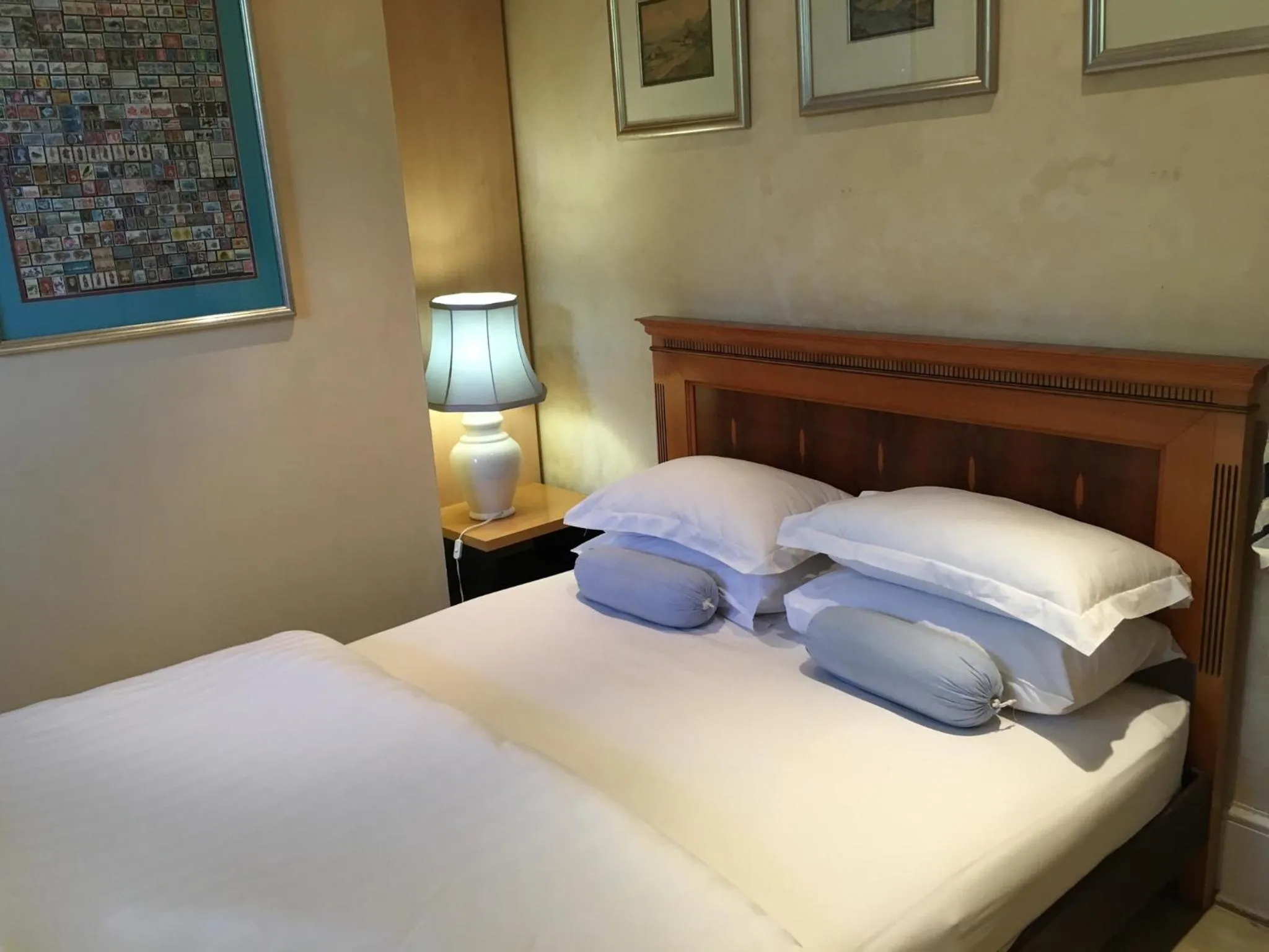 Bed in Gordons Guesthouse