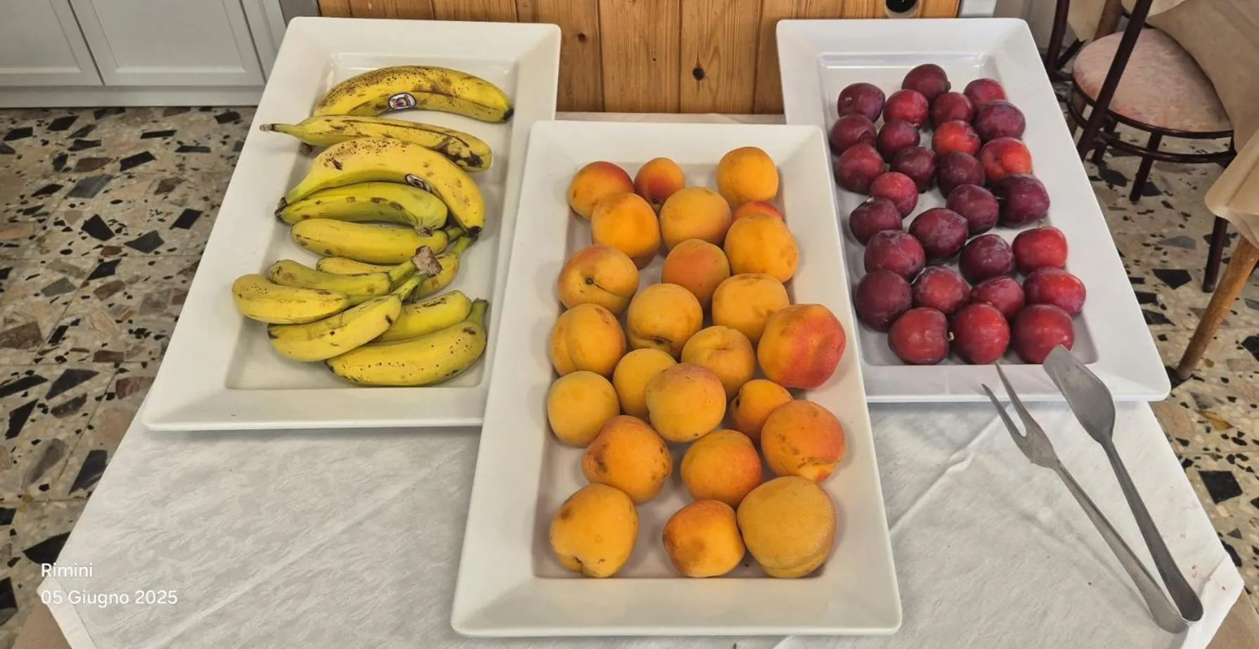 Restaurant/places to eat in Hotel Laika