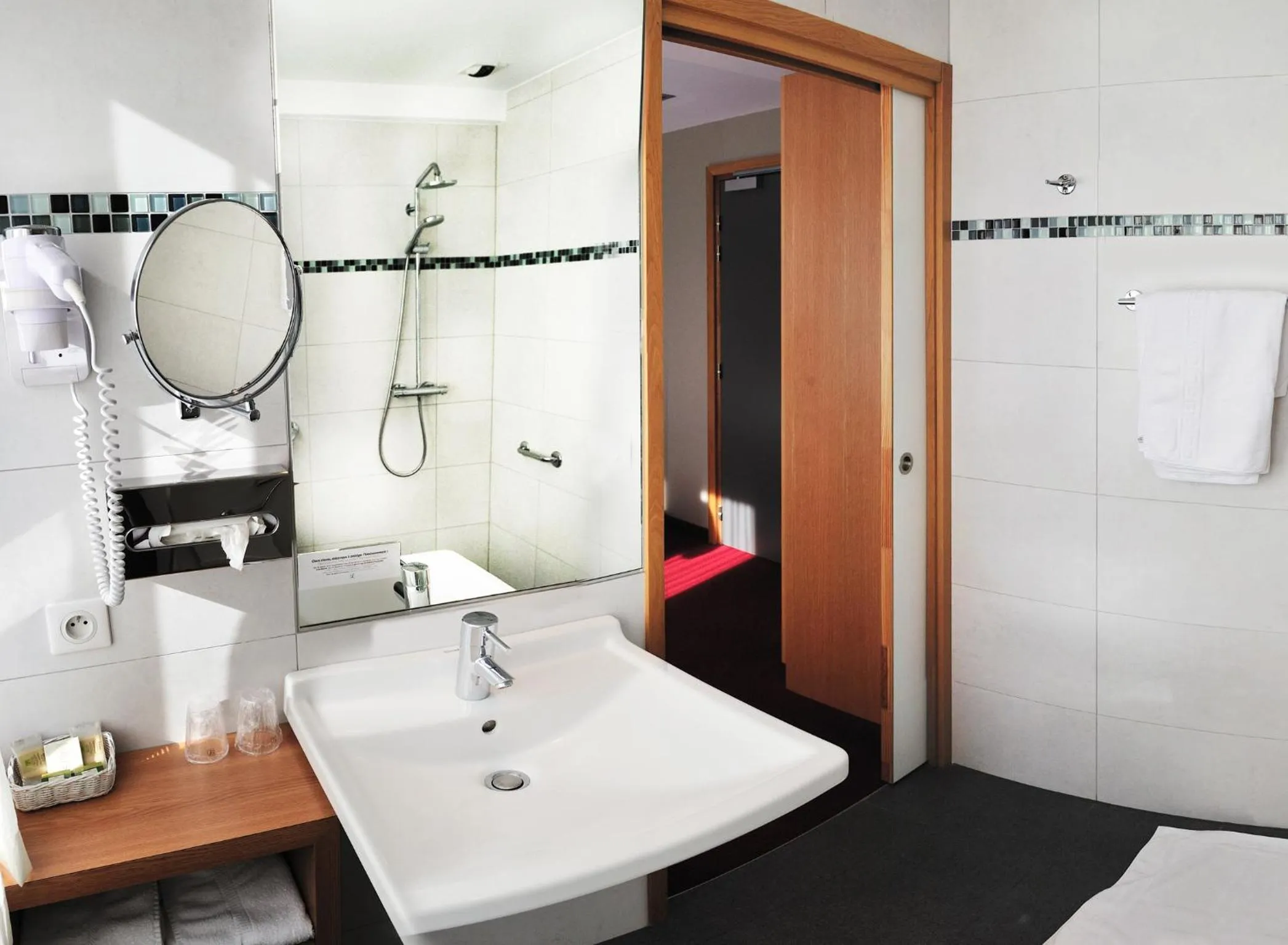 Bathroom in Hôtel Restaurant Logis Auberge Sundgovienne