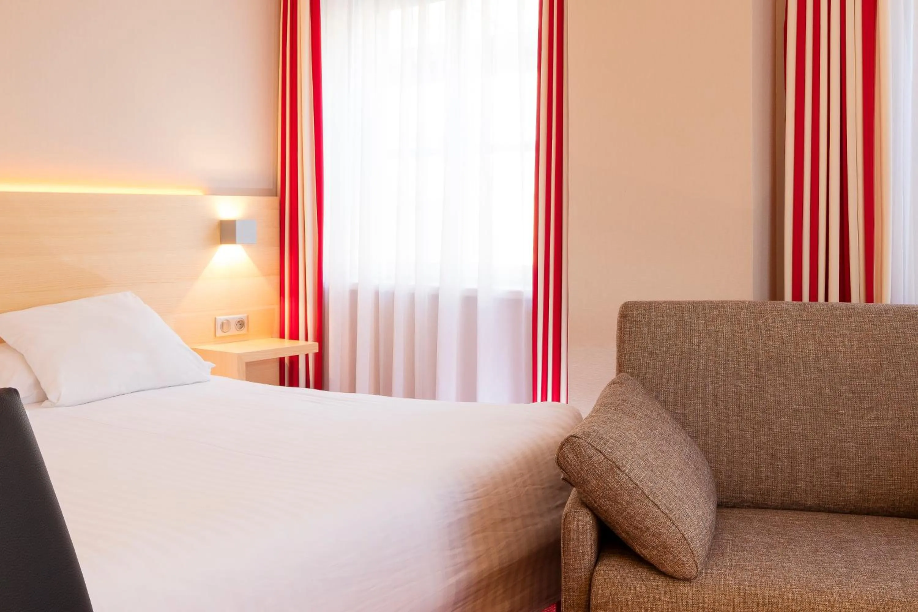 Bed in Hôtel Restaurant Logis Auberge Sundgovienne