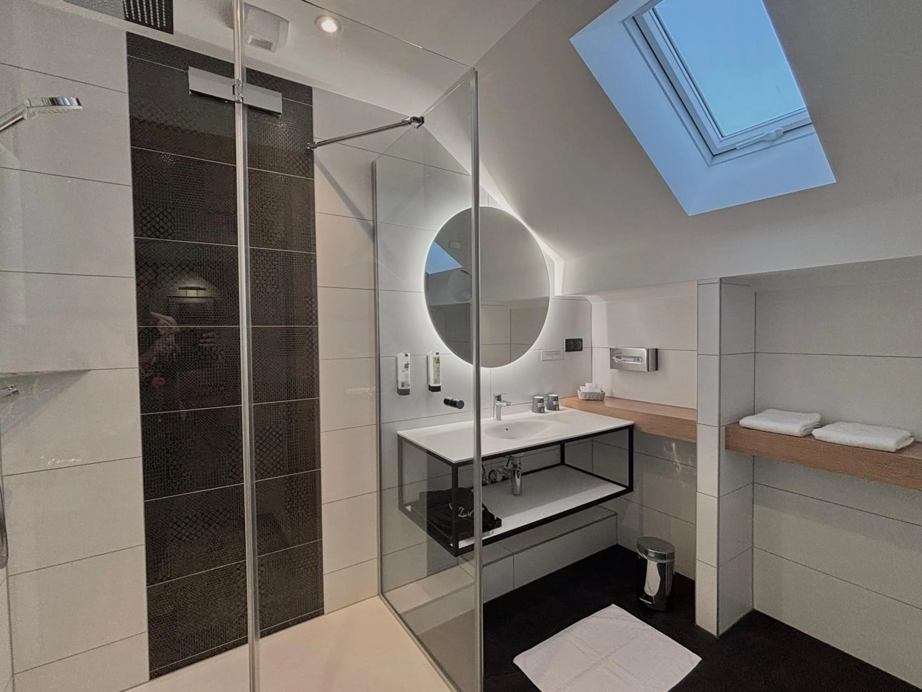 Bathroom in Hôtel Restaurant Logis Auberge Sundgovienne