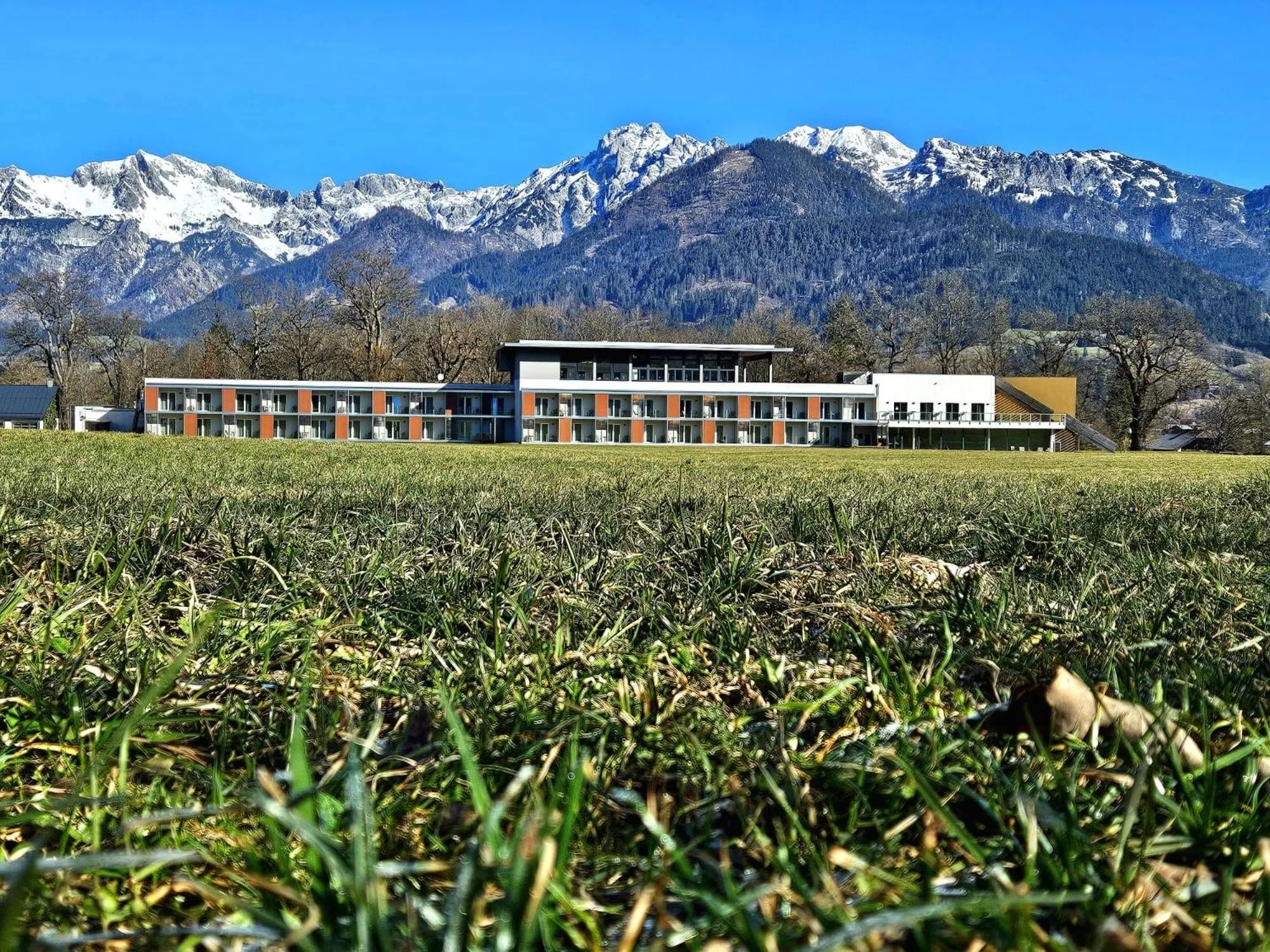 Property building in Hotel Spirodom