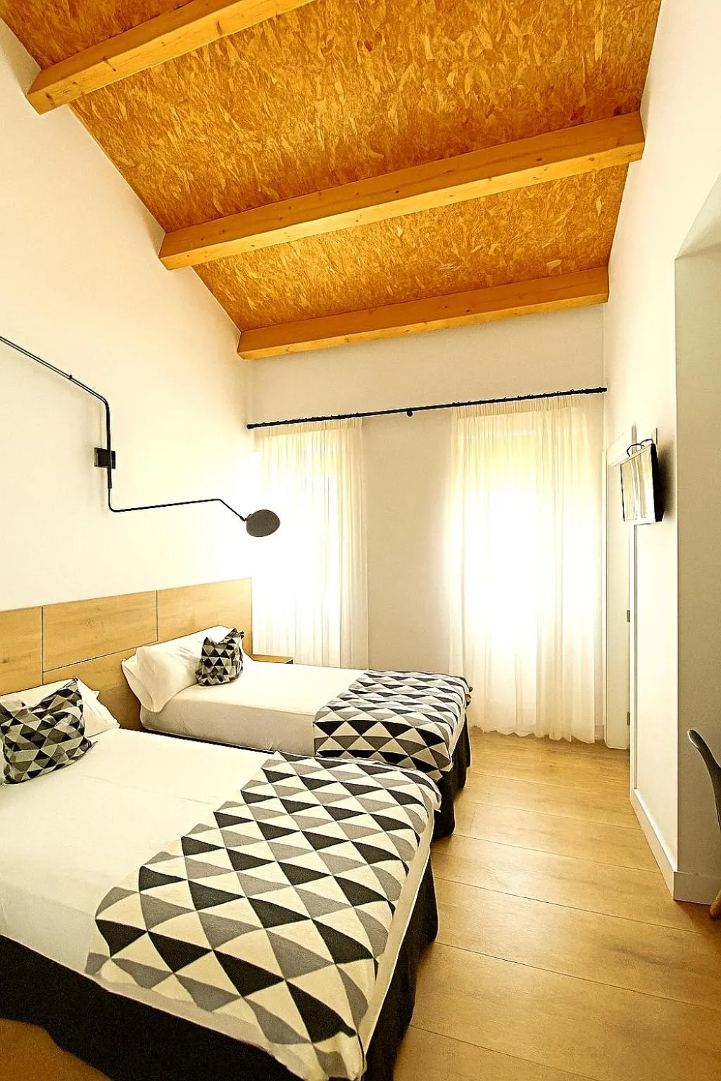 Bed in Hotel Entrerailes