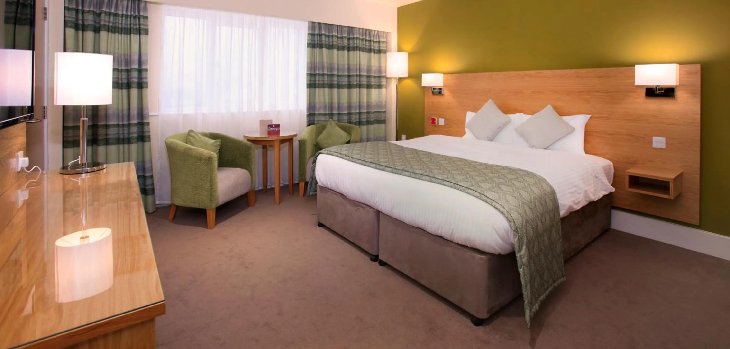 Mountain view, Bed in Ramsey Park Hotel