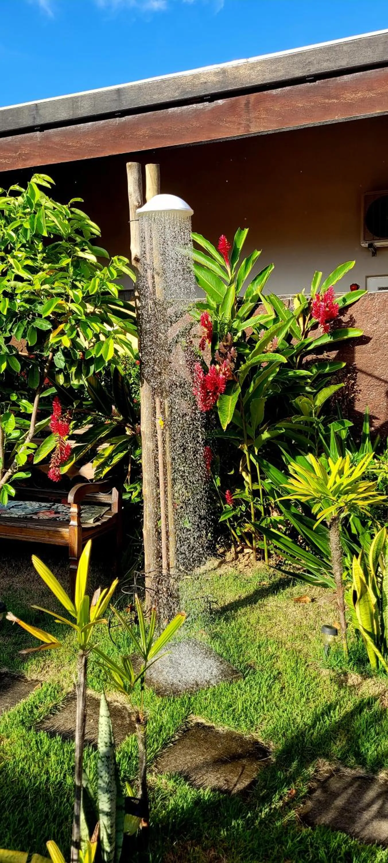 Pousada e SPA Shiva São Sebastião 200mts da praia