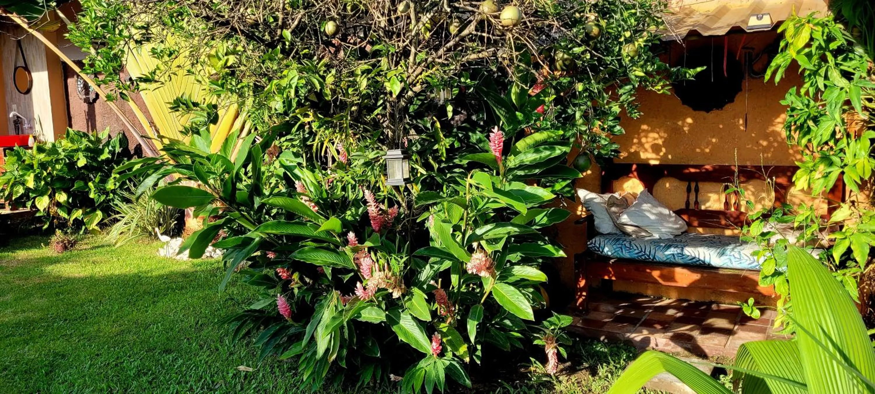 Pousada e SPA Shiva São Sebastião 200mts da praia