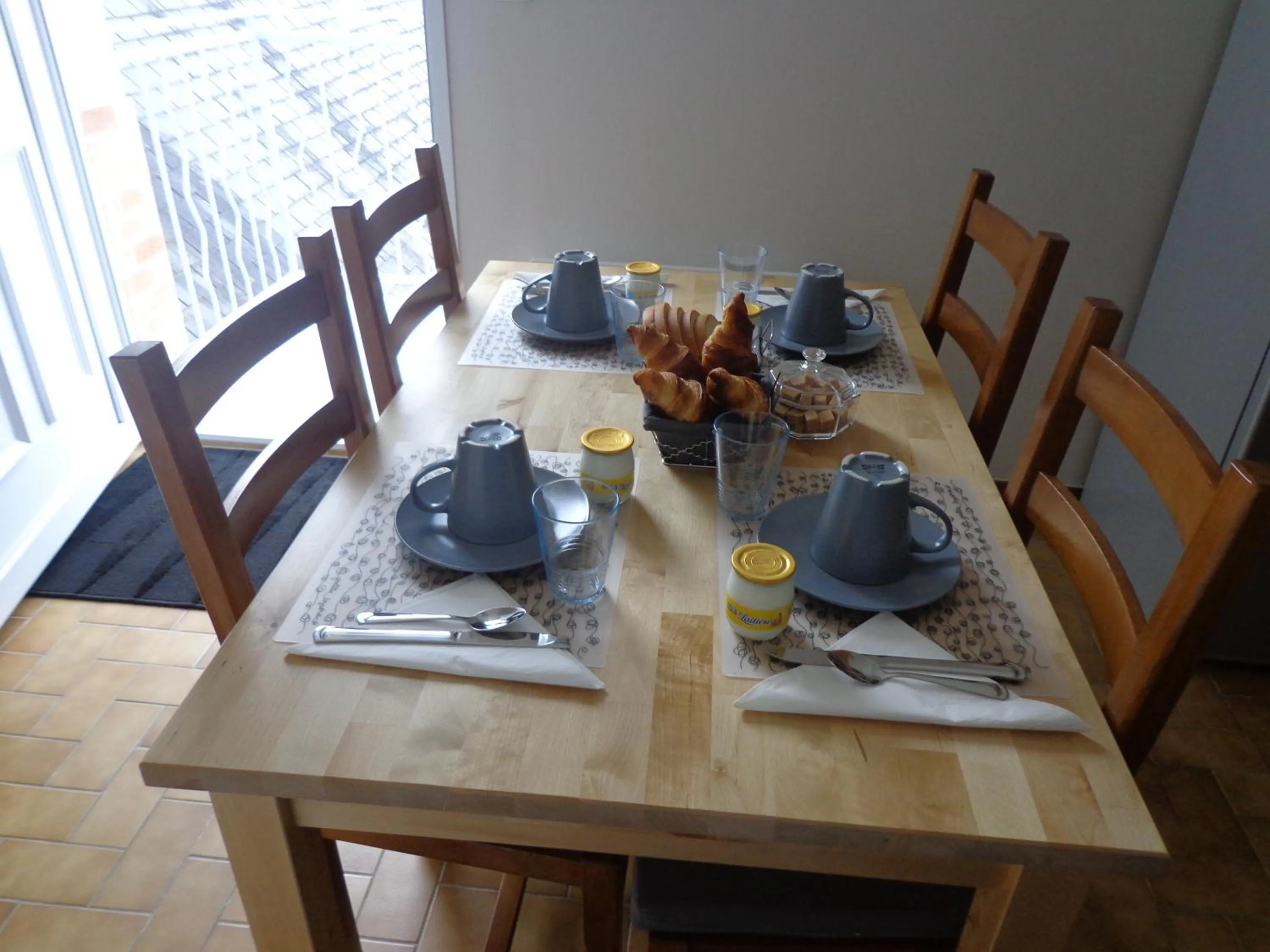 Dining area in La Grille Dorée
