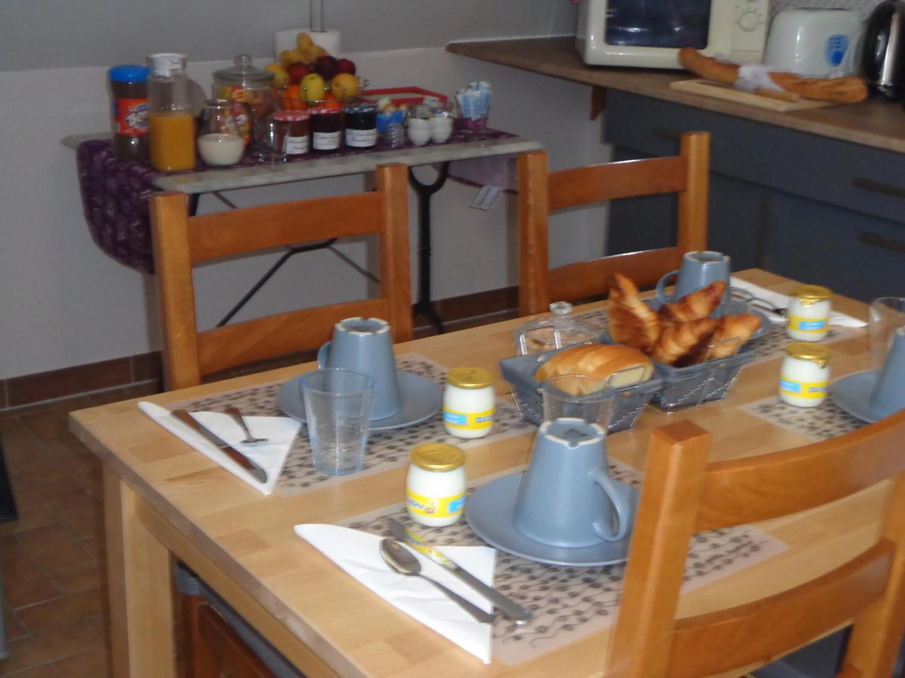 Breakfast in La Grille Dorée