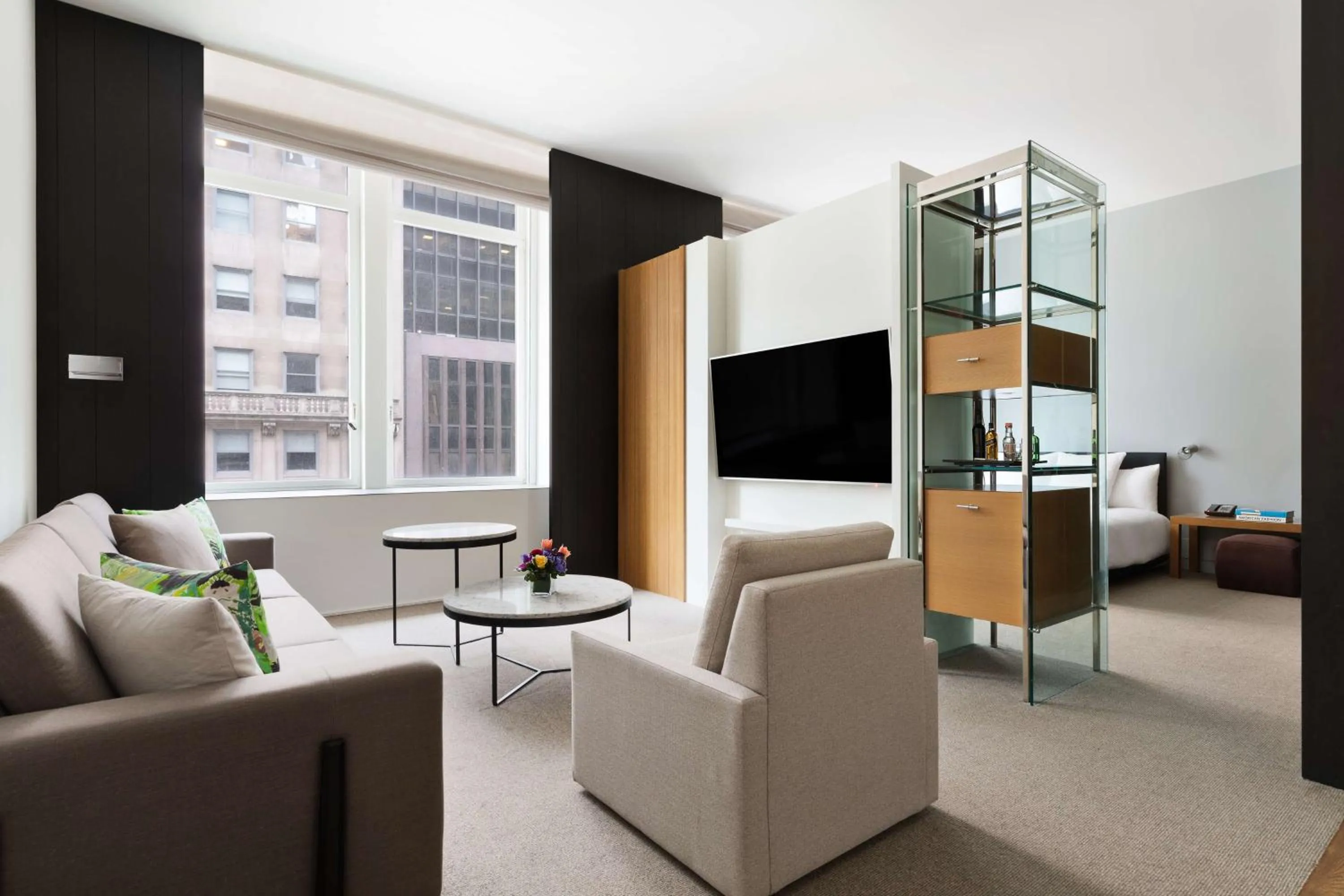 TV and multimedia in Andaz 5th Avenue, By Hyatt