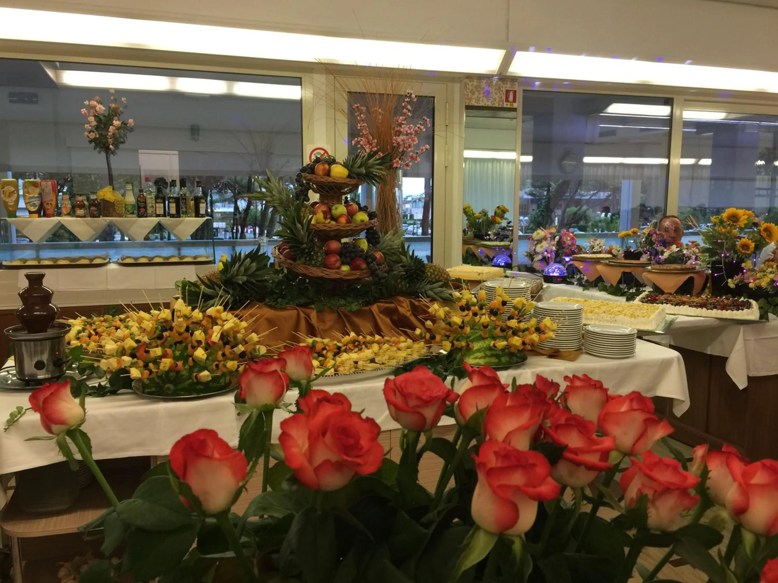 Food and drinks in Hotel Sahara