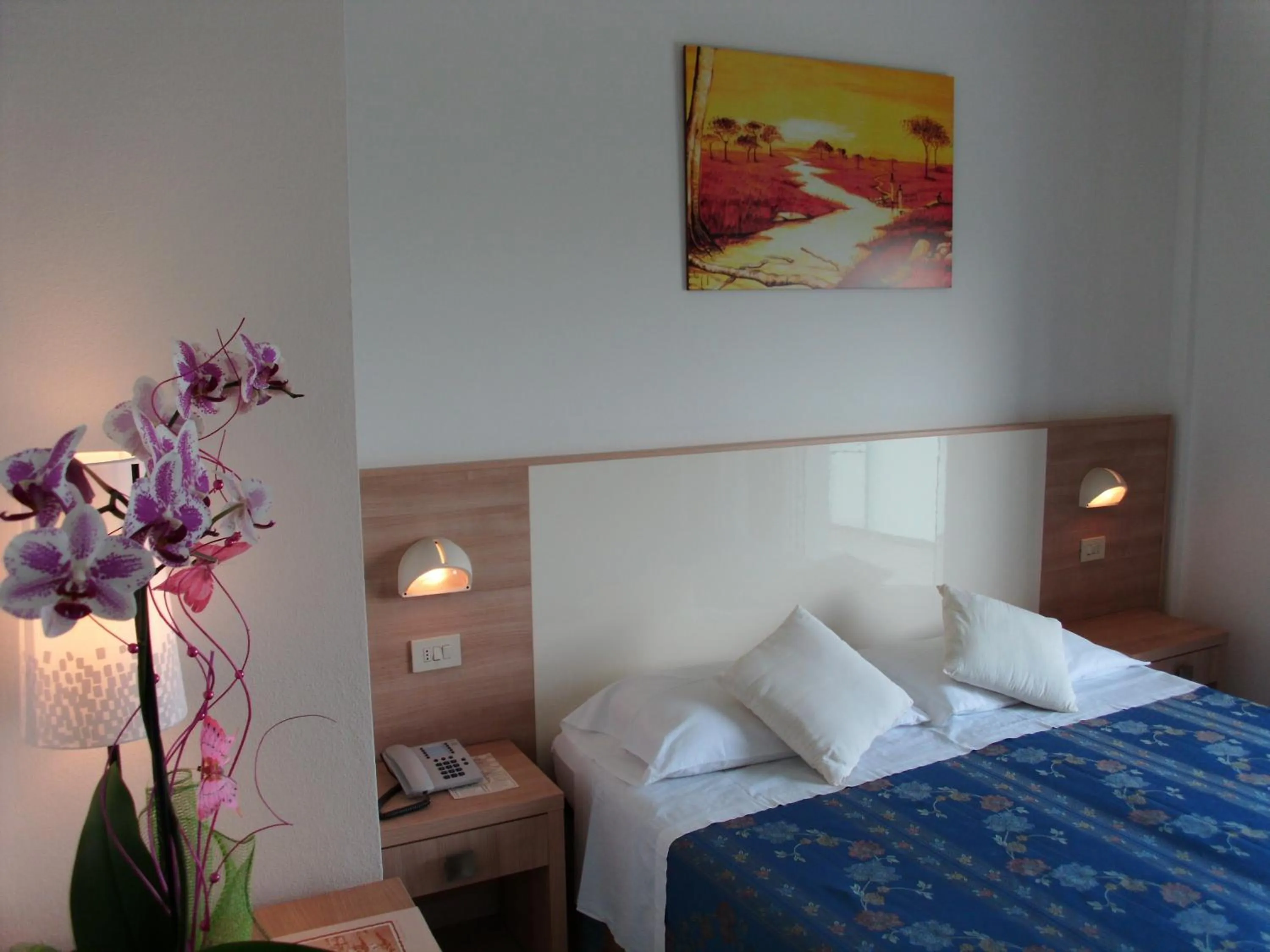 Bedroom, Bed in Hotel Sahara