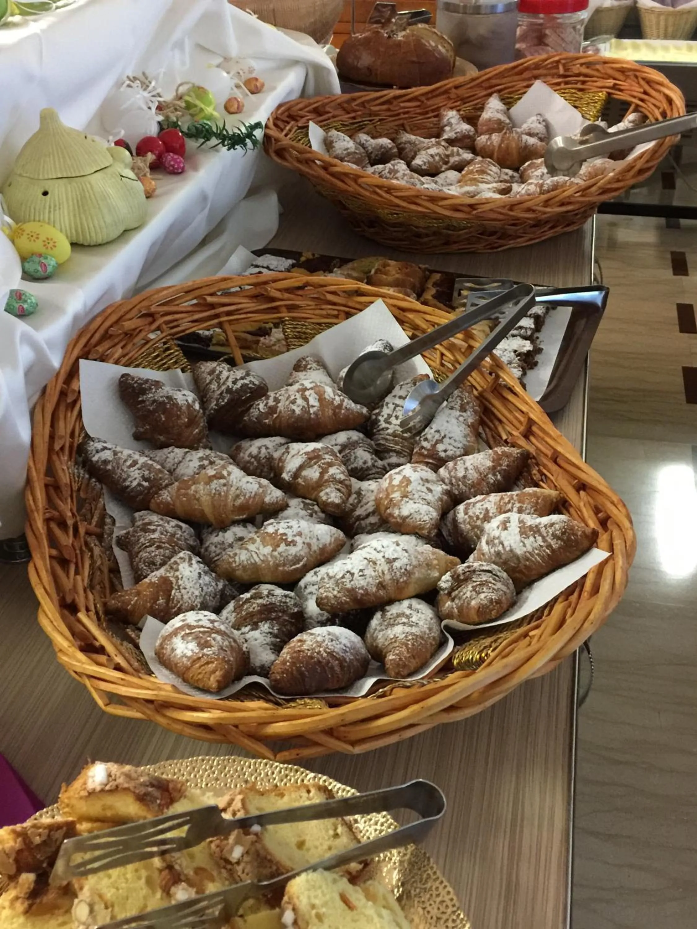 Breakfast in Hotel Sahara