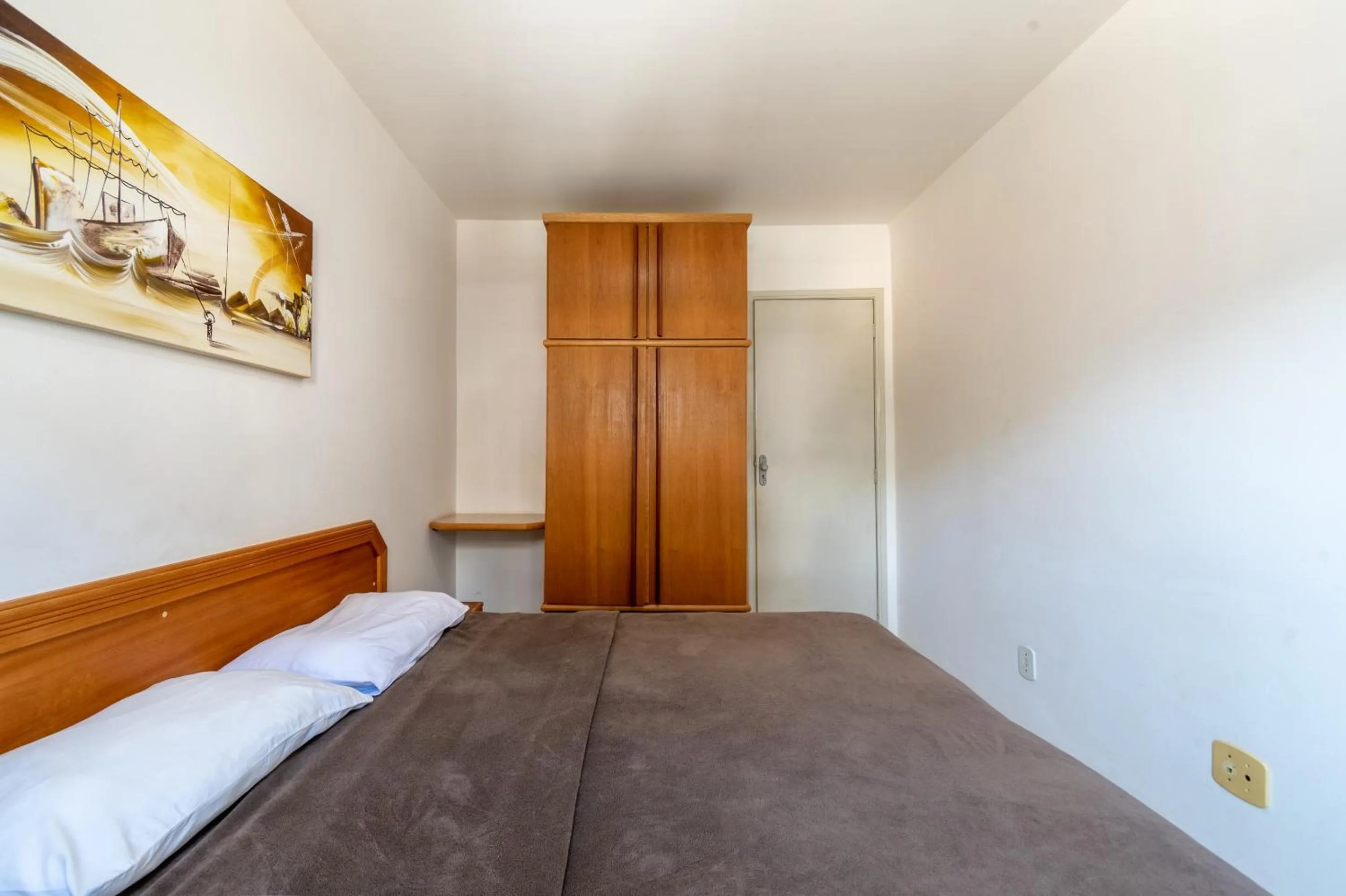 Bedroom, Bed in OYO Residencial Itacuruçá Apart Hotel, Mangaratiba