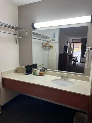 Great Smokies Inn - Cherokee