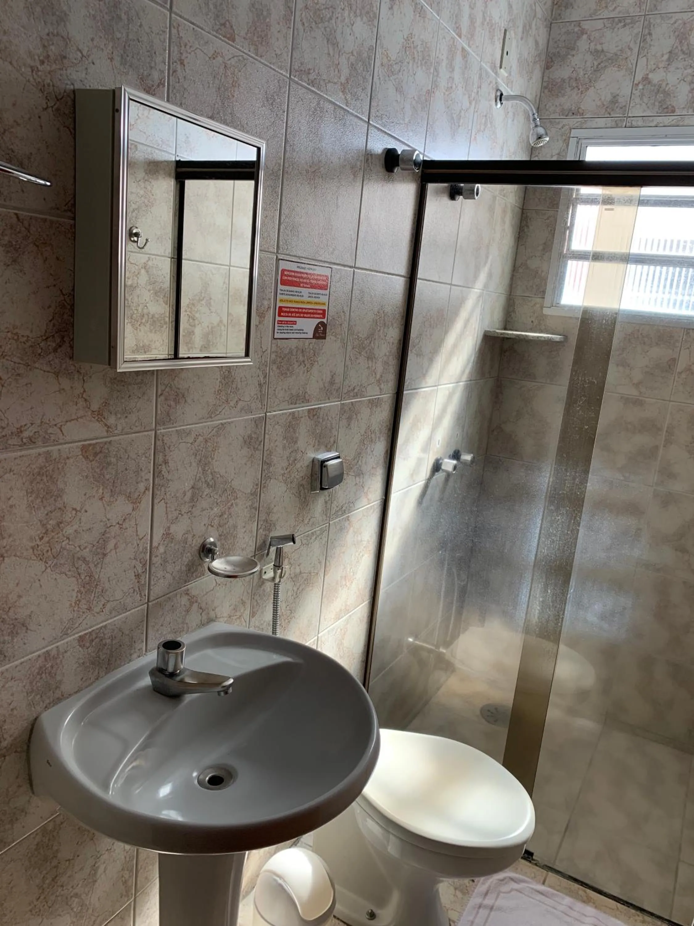 Bathroom in Hotel São Marcos Orlândia SP