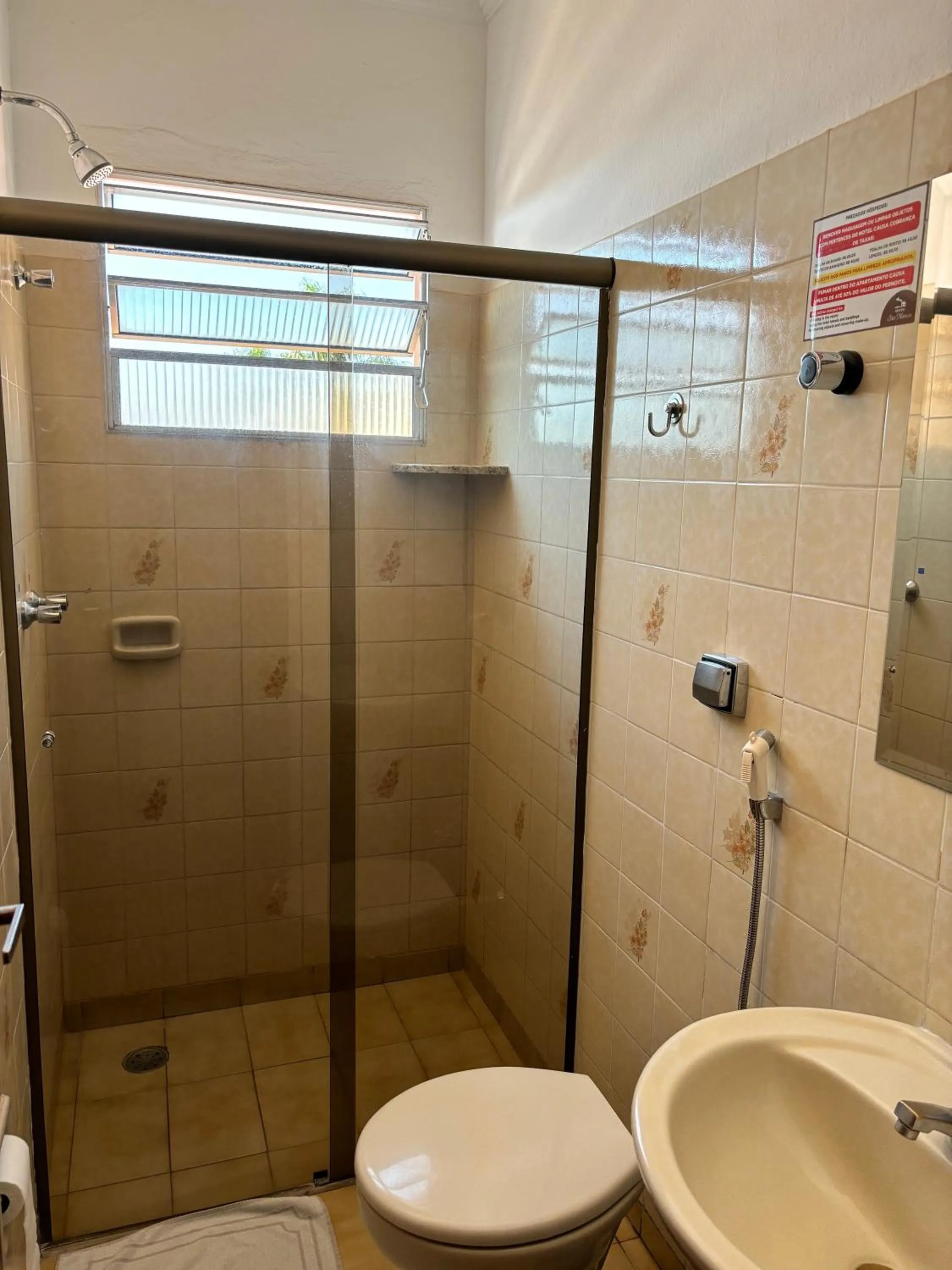 Shower in Hotel São Marcos Orlândia SP