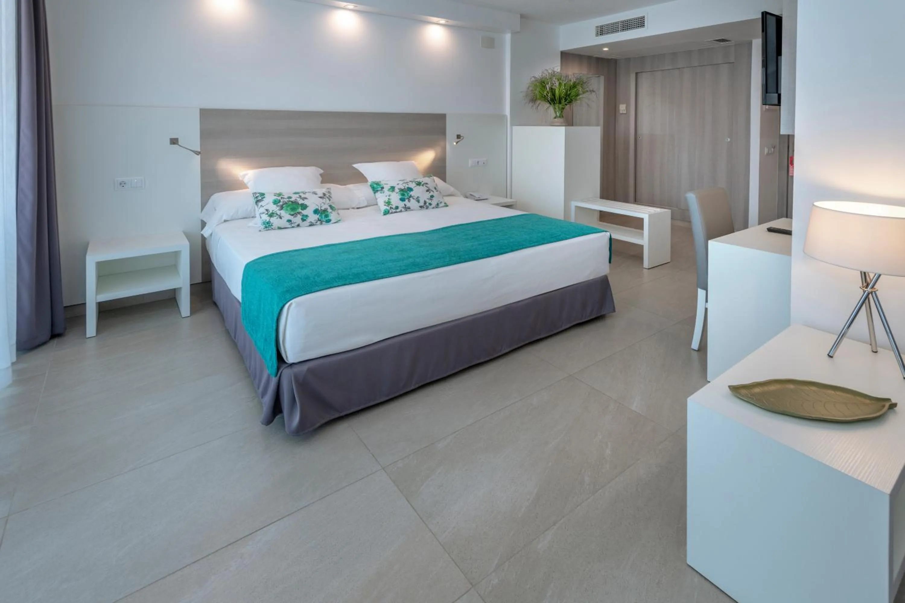 Bedroom, Bed in Hotel Olympus Palace