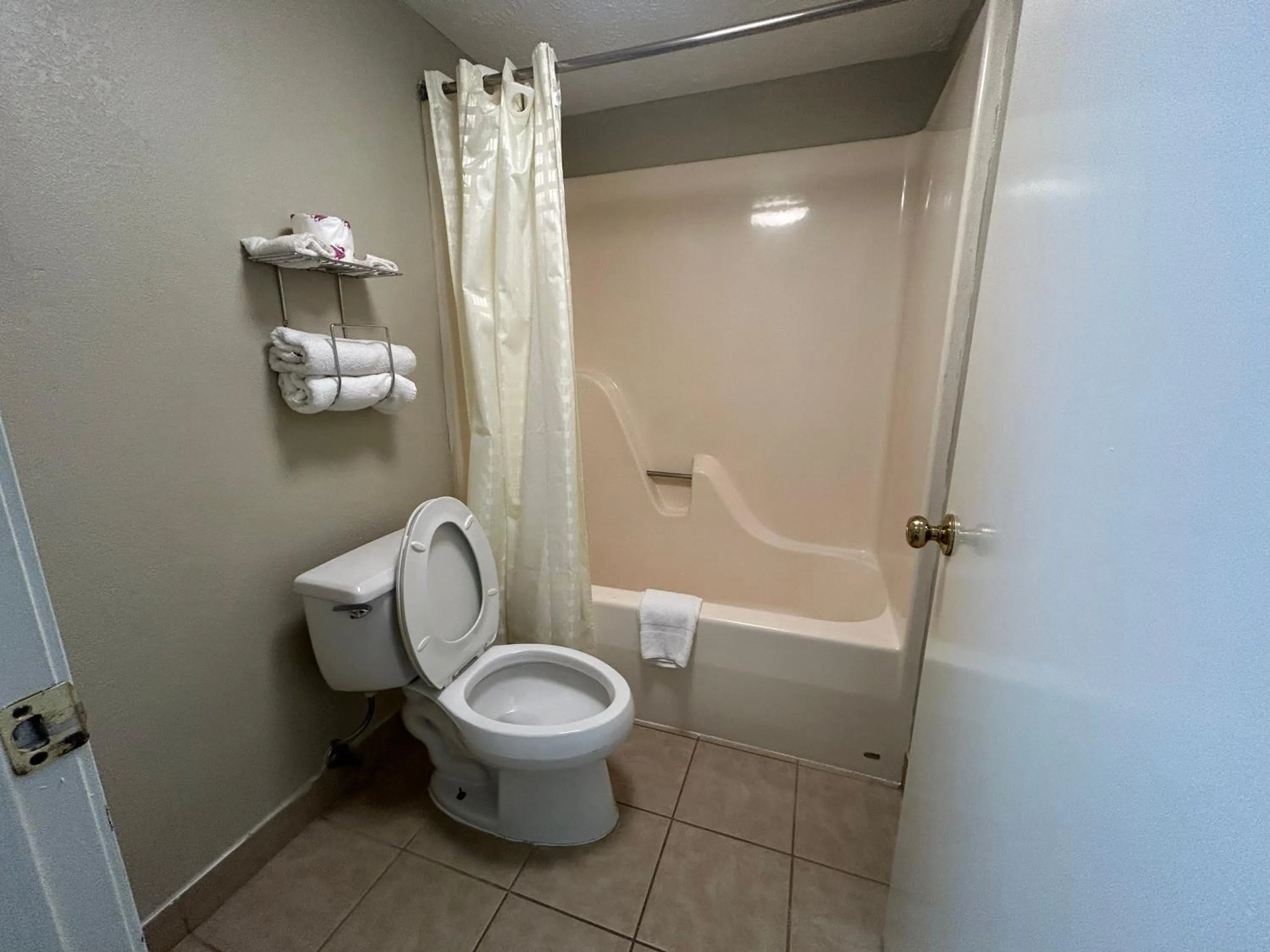 Americana Inn - Henderson