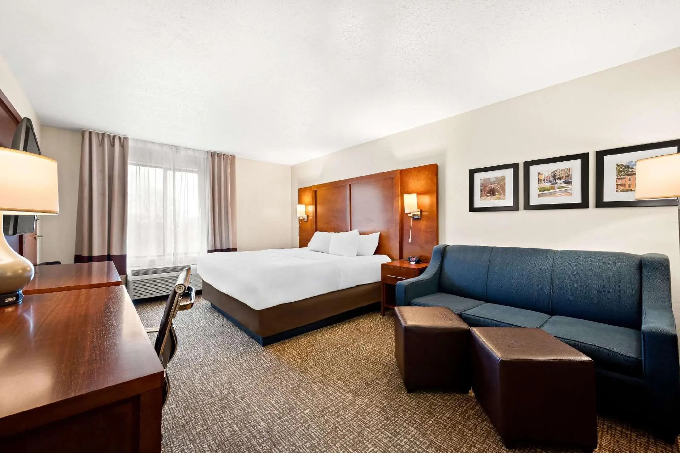 King Room - Disability Access/Non-Smoking in Comfort Inn & Suites Decatur-Forsyth King Room - Disability Access/Non-Smoking in Comfort Inn & Suites Decatur-Forsyth