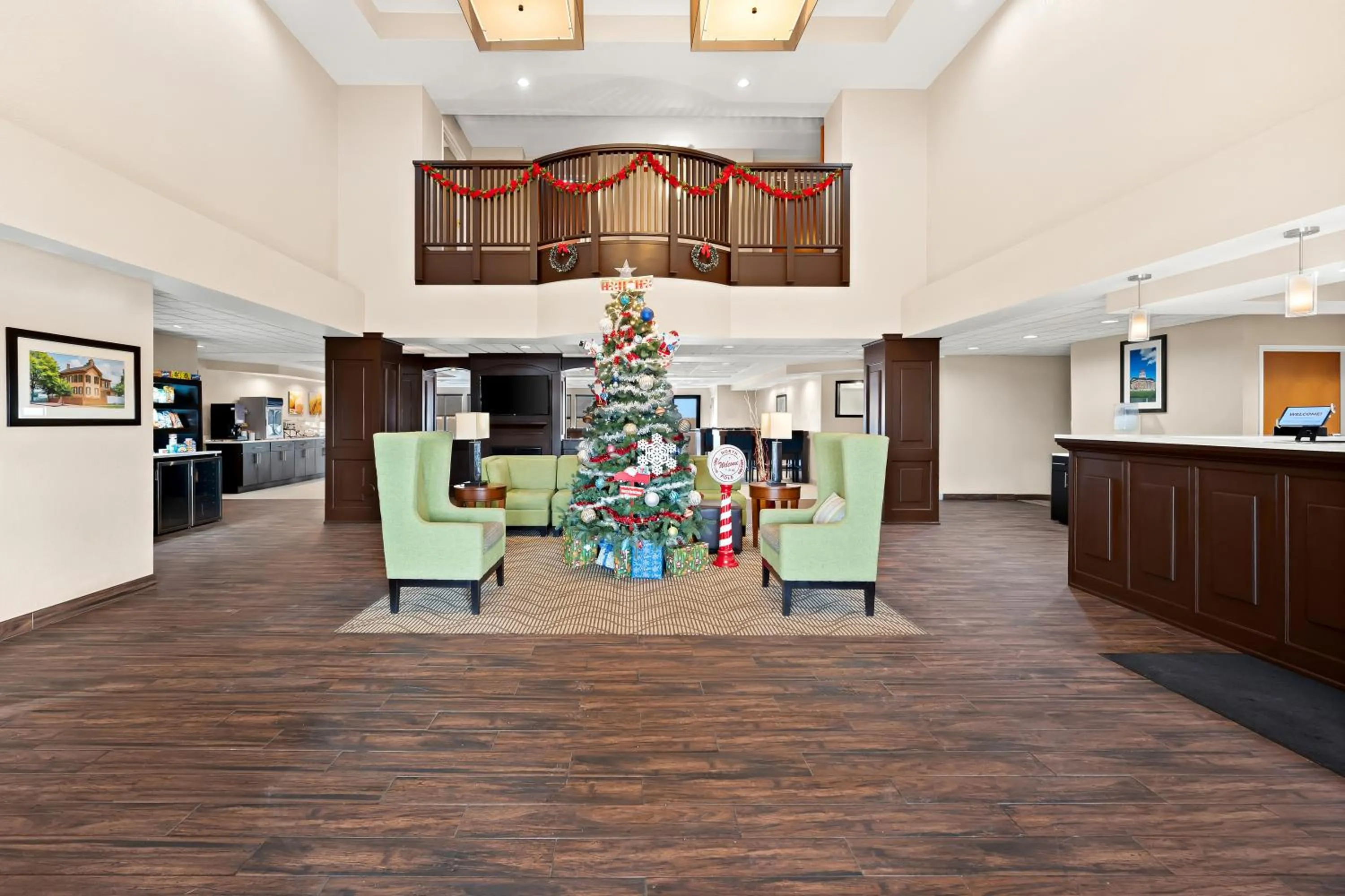 Comfort Inn & Suites Decatur-Forsyth