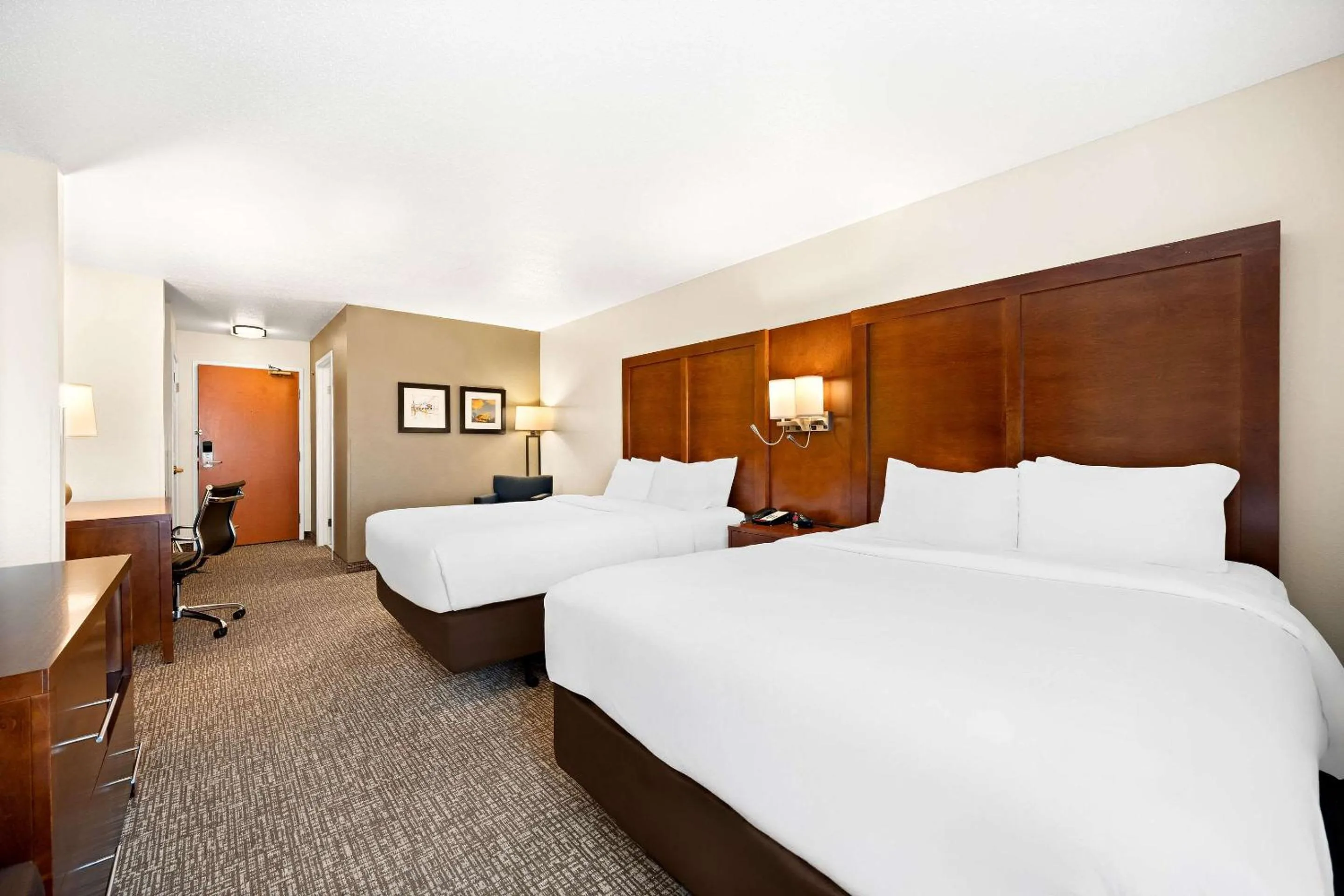 Bedroom, Bed in Comfort Inn & Suites Decatur-Forsyth