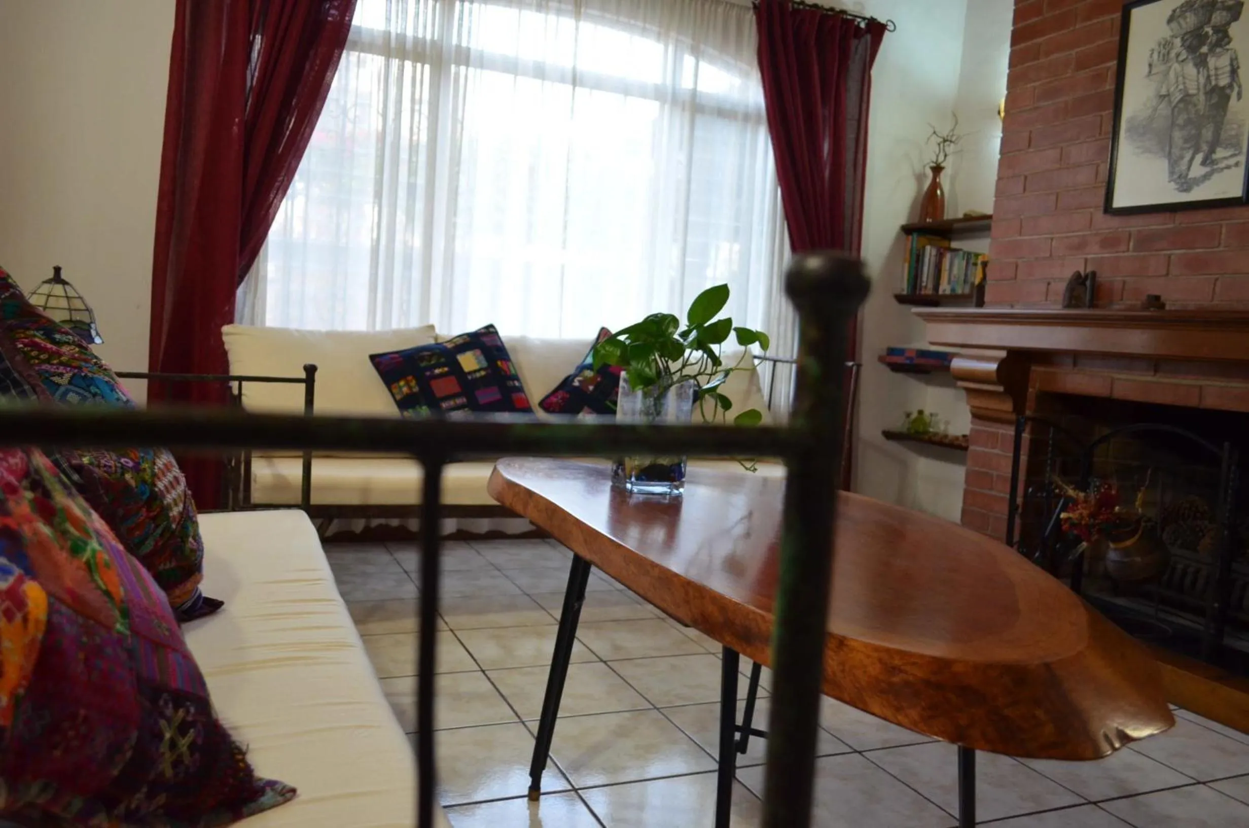 Communal lounge/ TV room in Dai Nonni Hotel