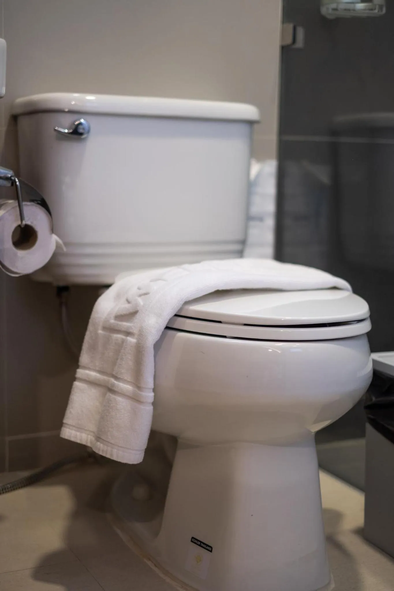 Toilet in Lima Lanna Hotel