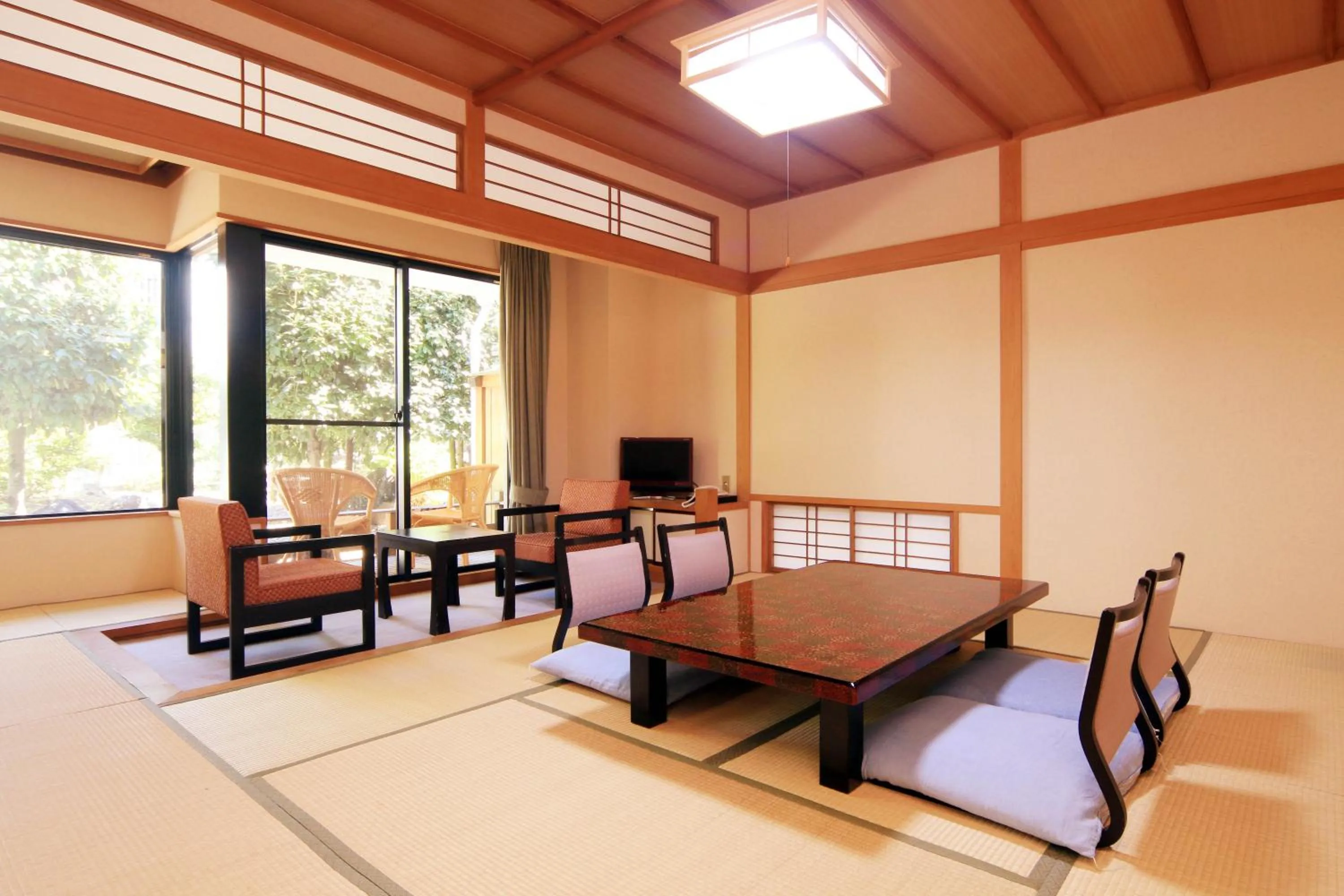 Photo of the whole room in Yanagiya