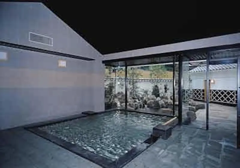 Hot Spring Bath in Yanagiya