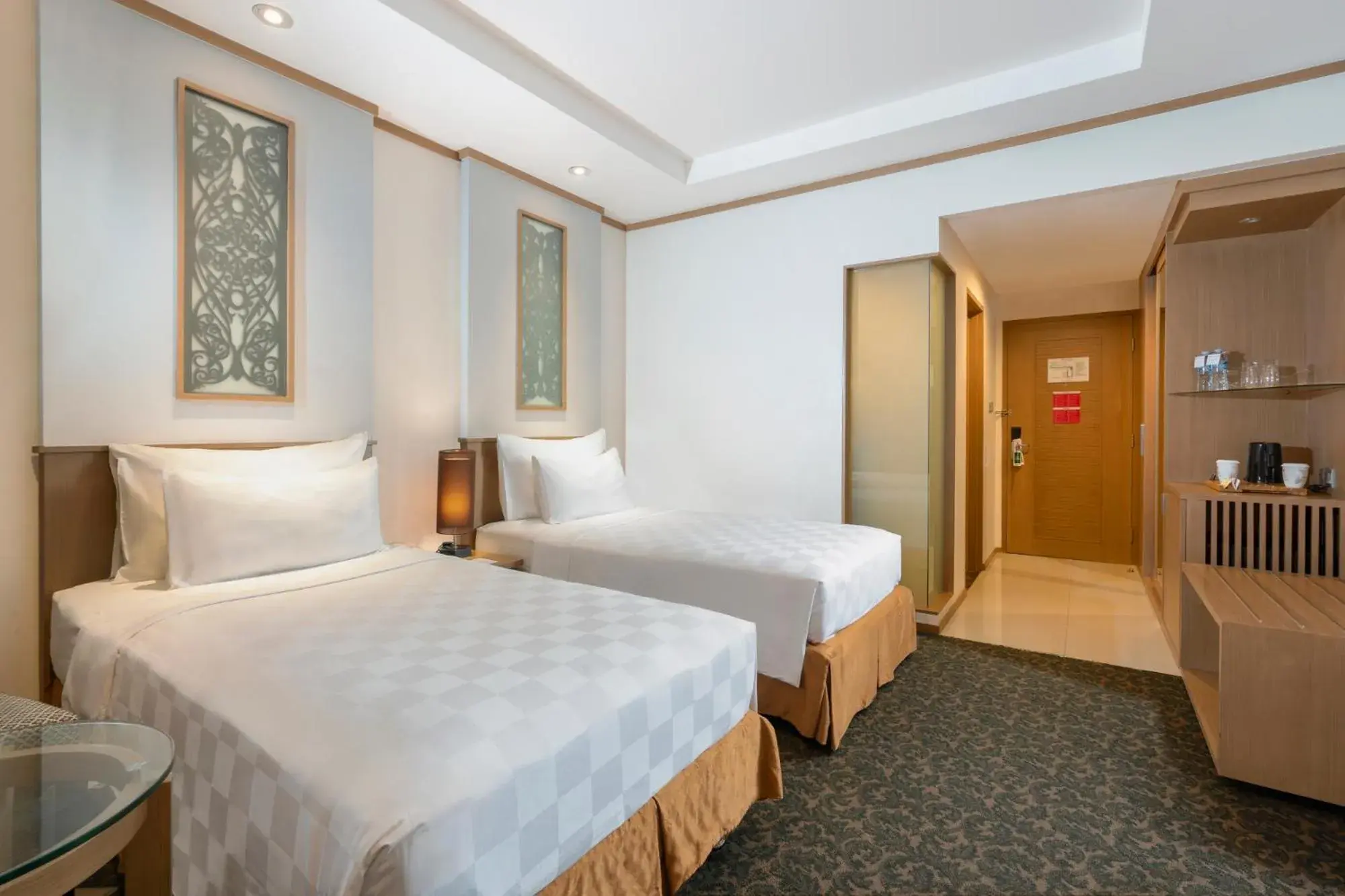 Deluxe Twin Room in Swiss-Belhotel Danum Palangkaraya Deluxe Twin Room in Swiss-Belhotel Danum Palangkaraya