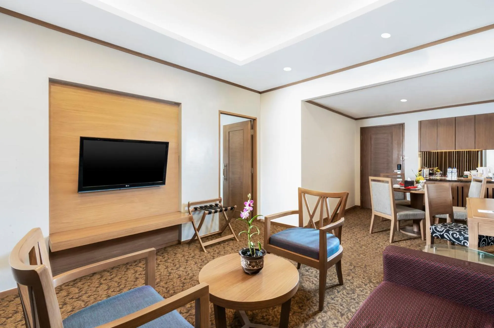 TV and multimedia in Swiss-Belhotel Danum Palangkaraya