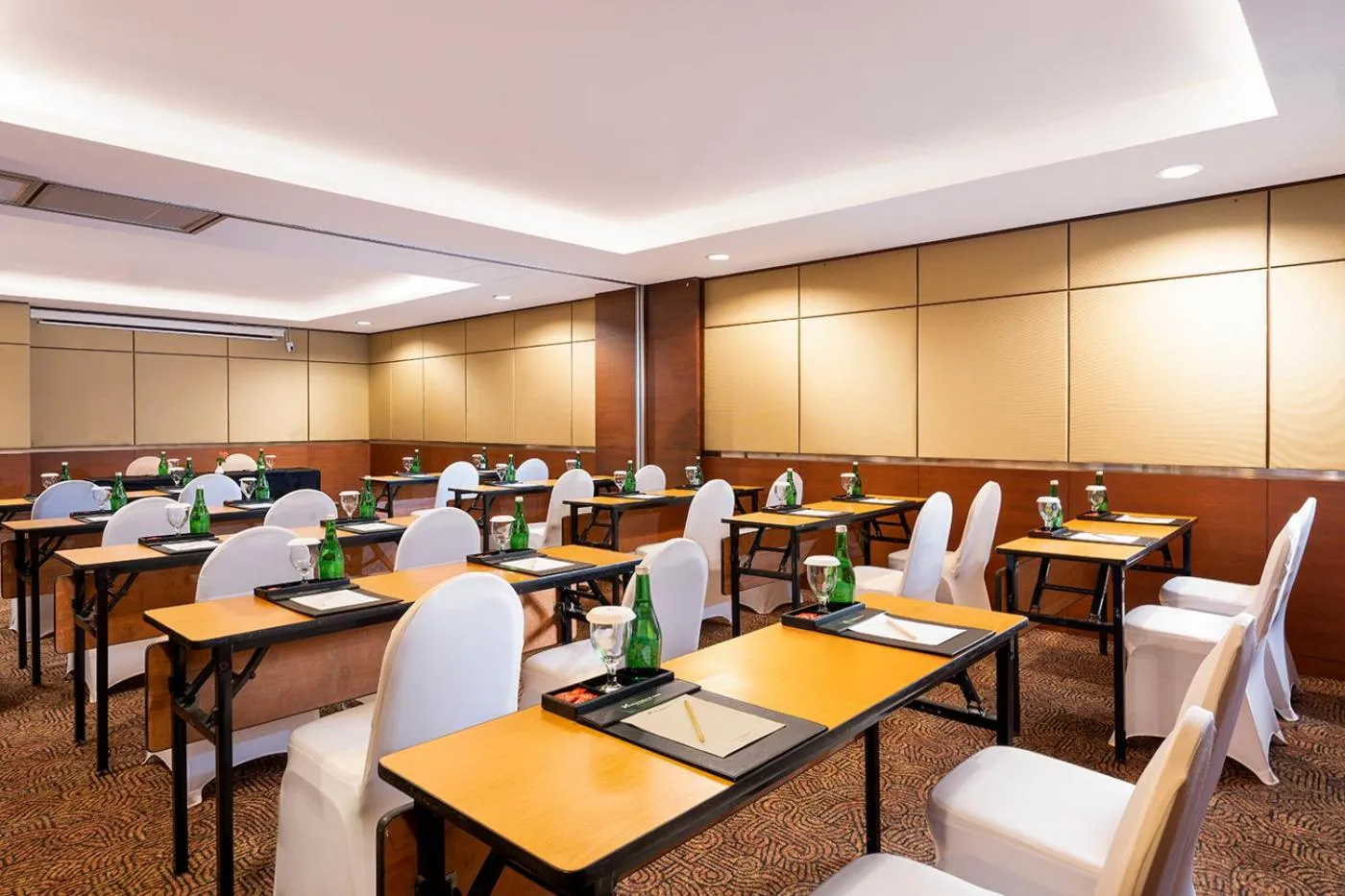 Meeting/conference room in Swiss-Belhotel Danum Palangkaraya