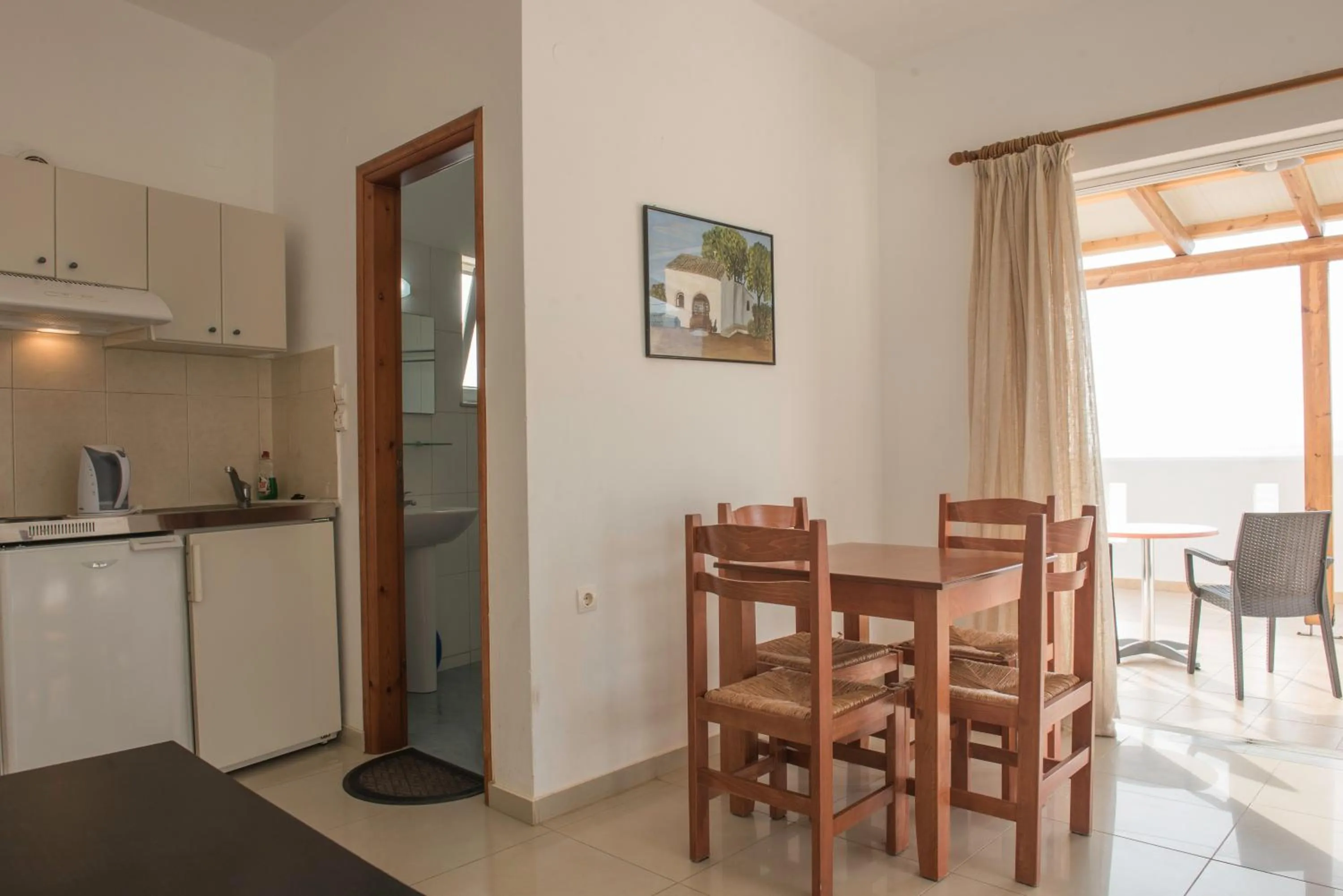 Kitchen or kitchenette in Sifis Studios