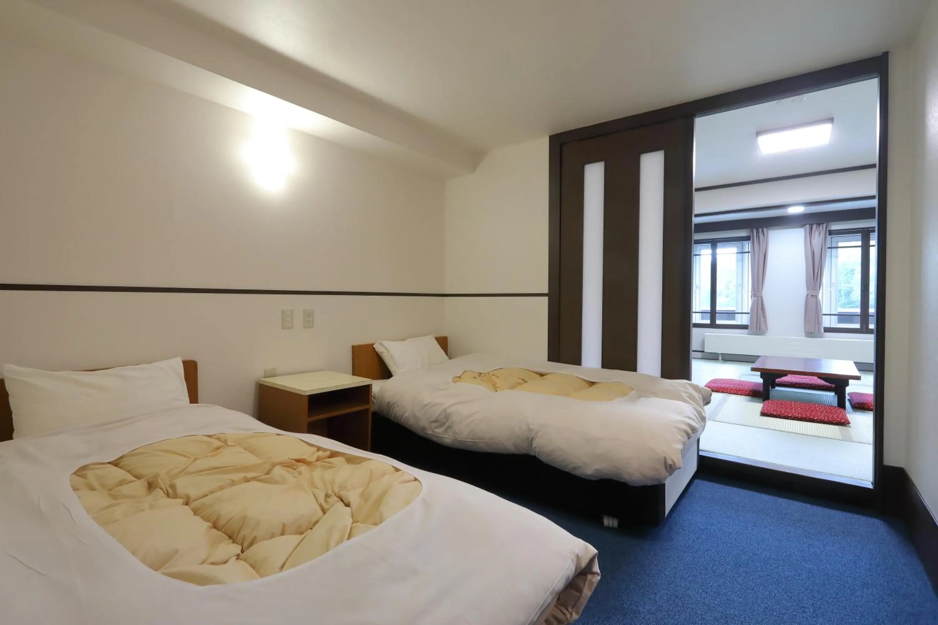 Bed in Shiga Lake Hotel