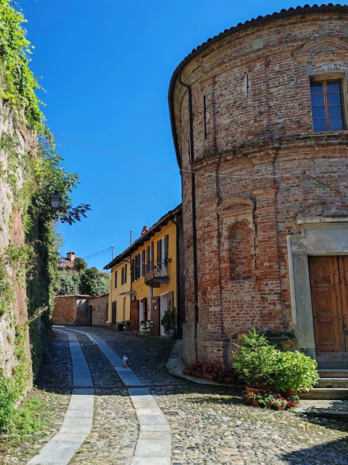 Property building in Ca'diFra