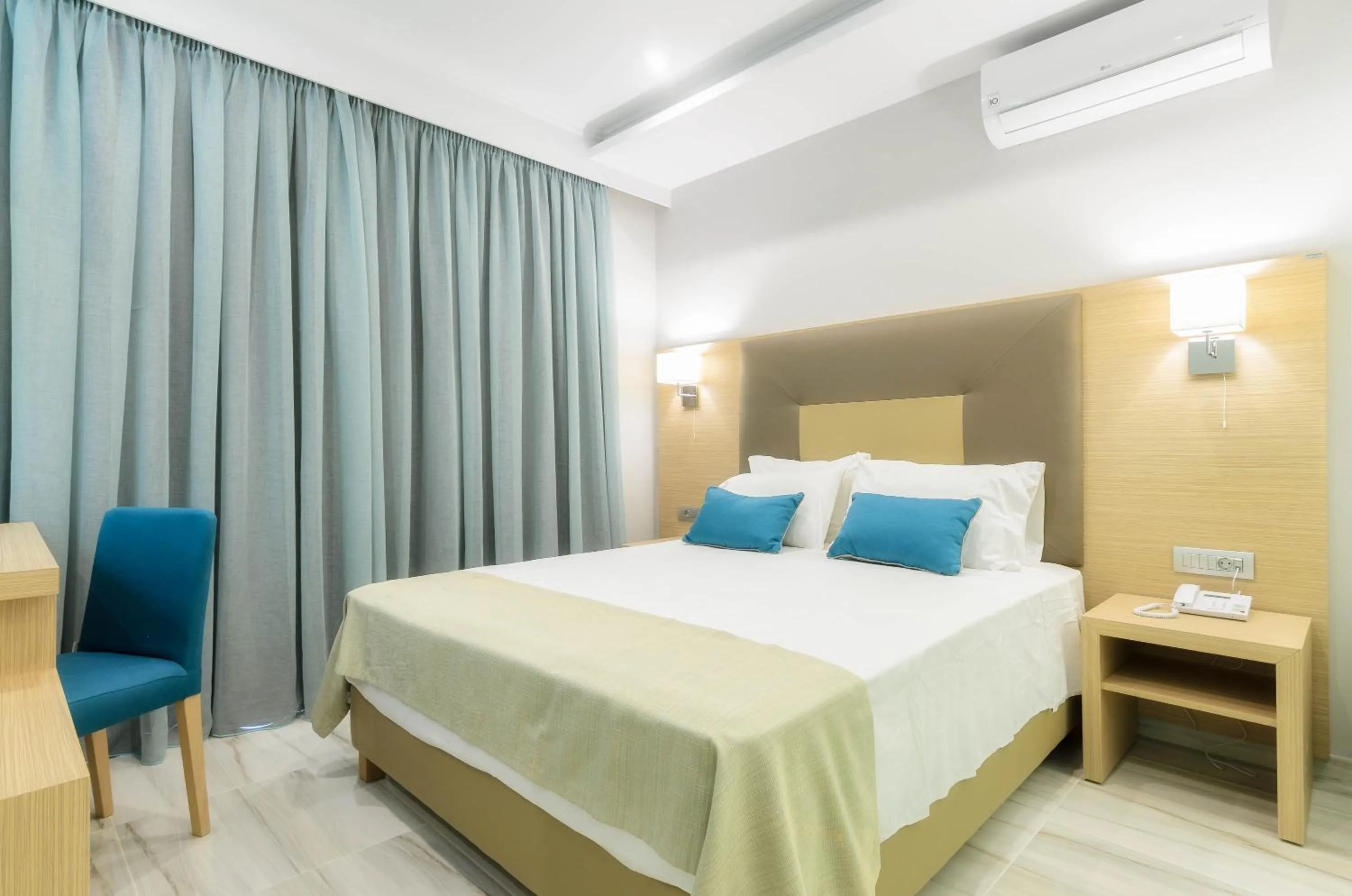 Bedroom, Bed in Karras Grande Resort