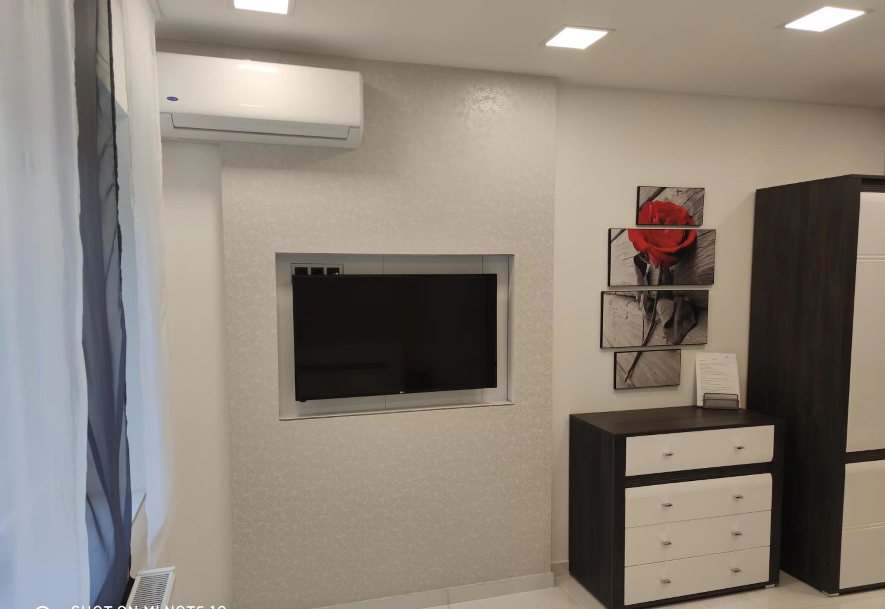 AQUA SOLAR APARTMANHÁZ