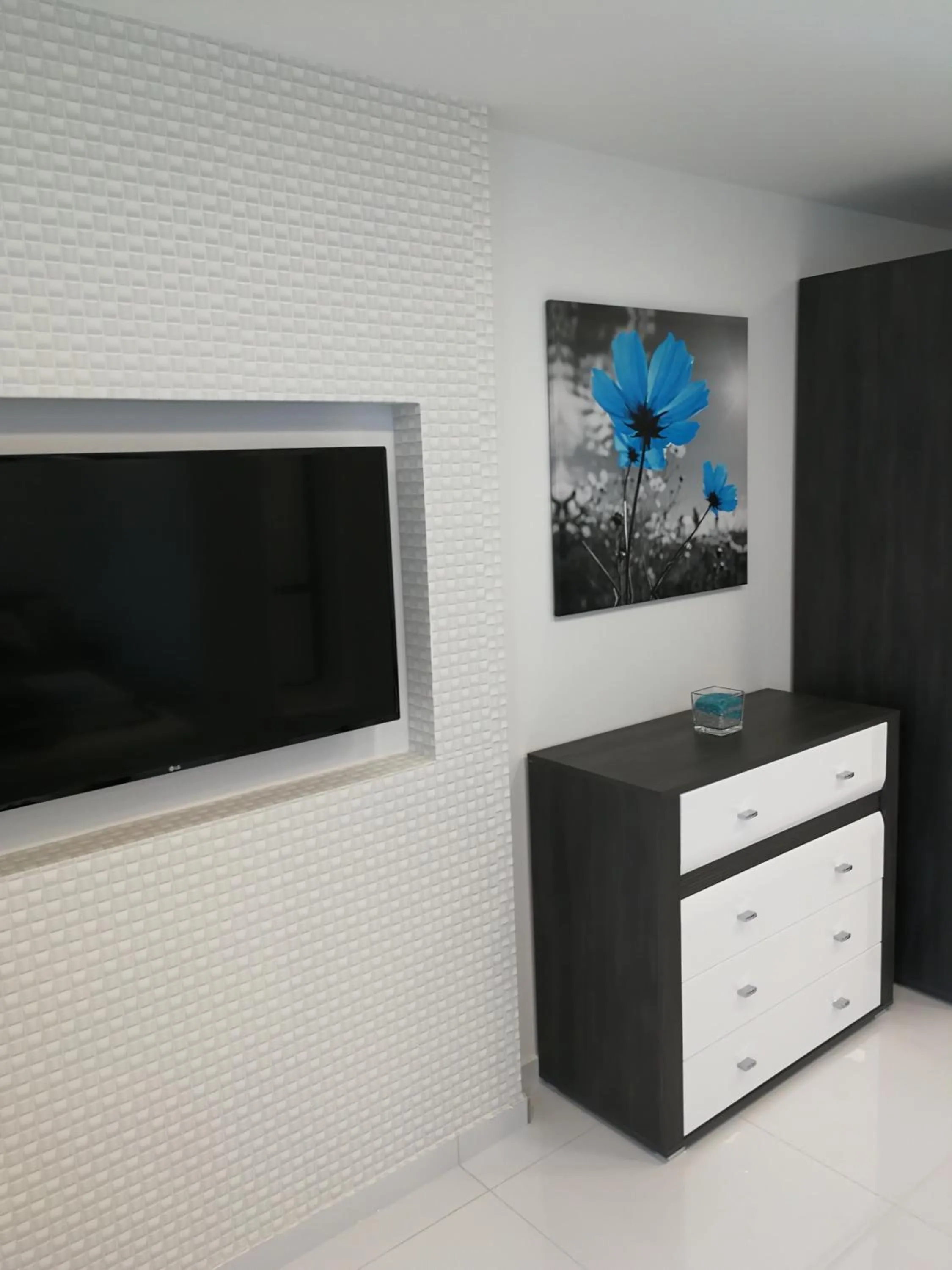 AQUA SOLAR APARTMANHÁZ